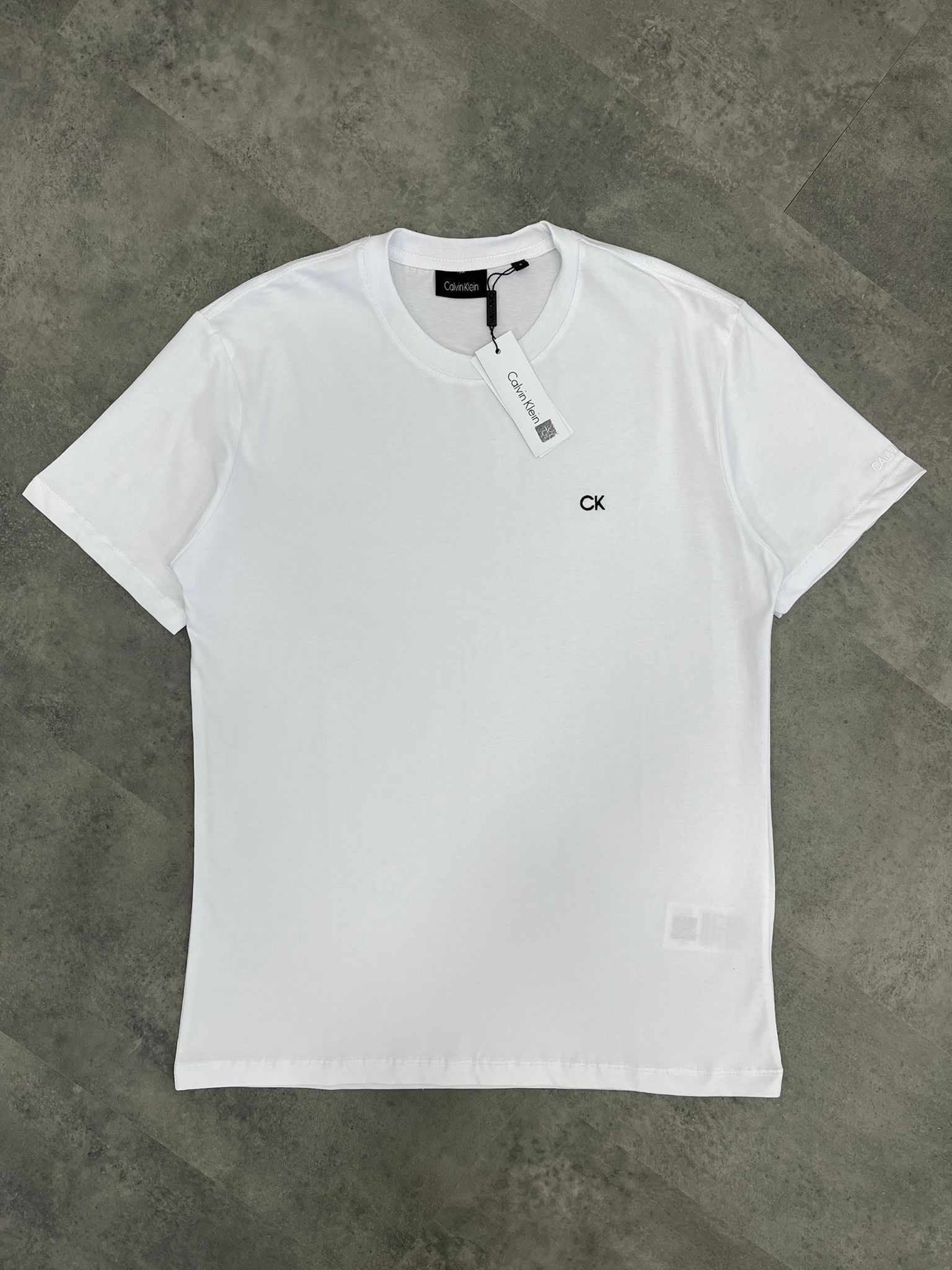 Yeni Sezon Basic Mini Logo Ceast Kumaş White T-shirt