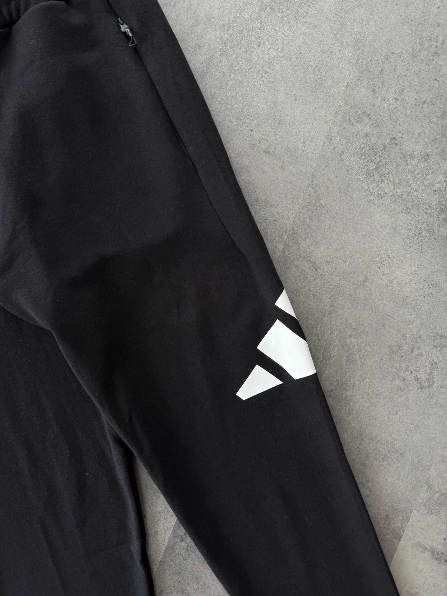Yeni Sezon Yan Logolu  Jogger