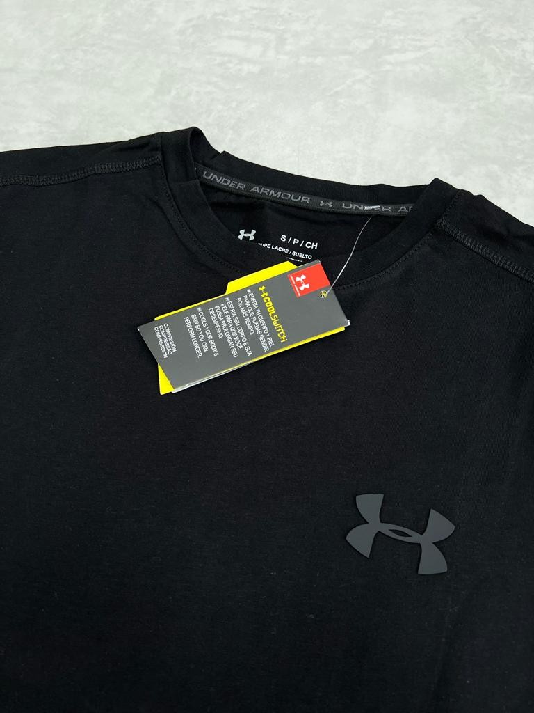 Essential Mini Logo Black T-shirt