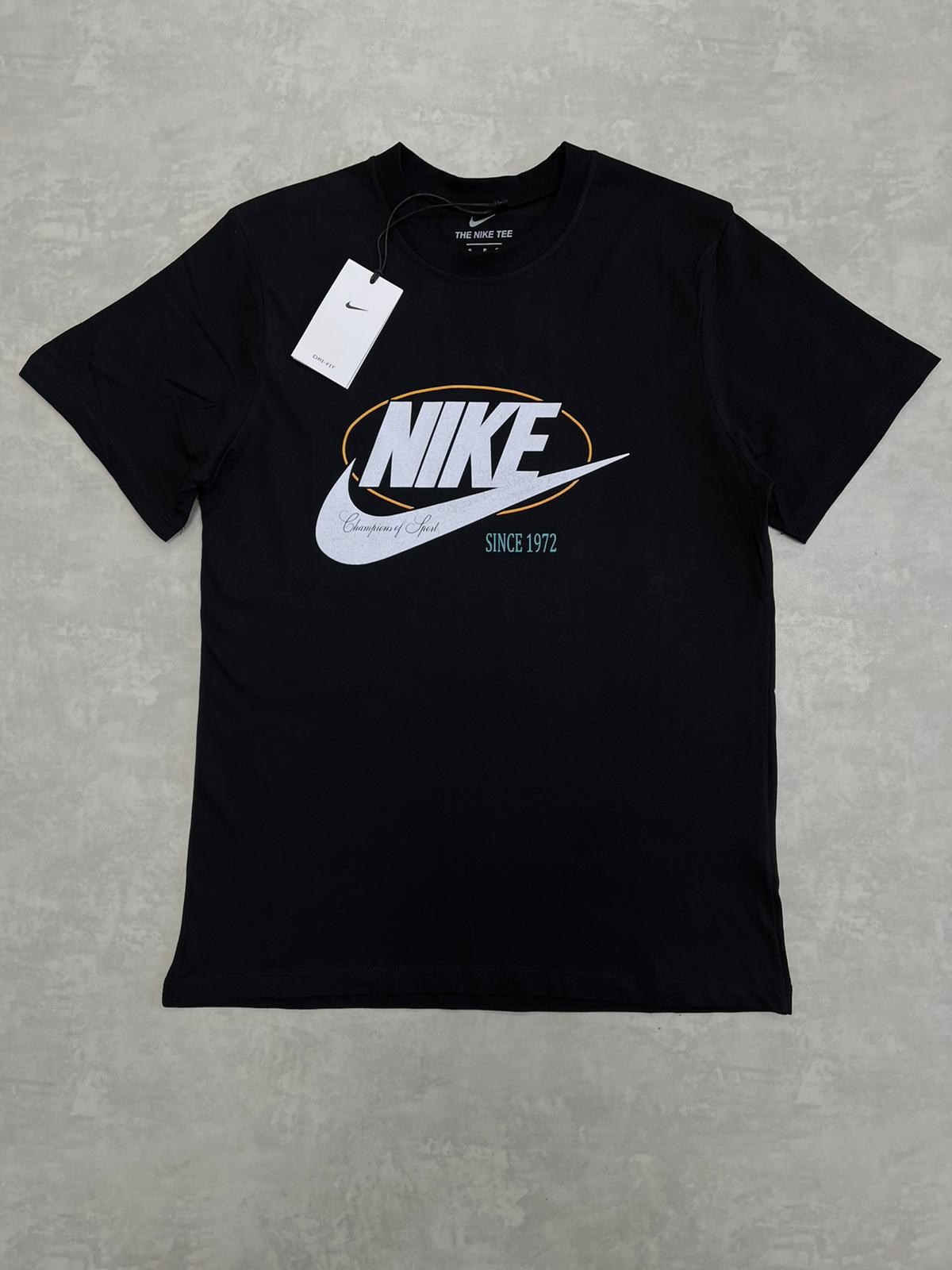 Back To Print The Sınce 1972 Black T-shirt