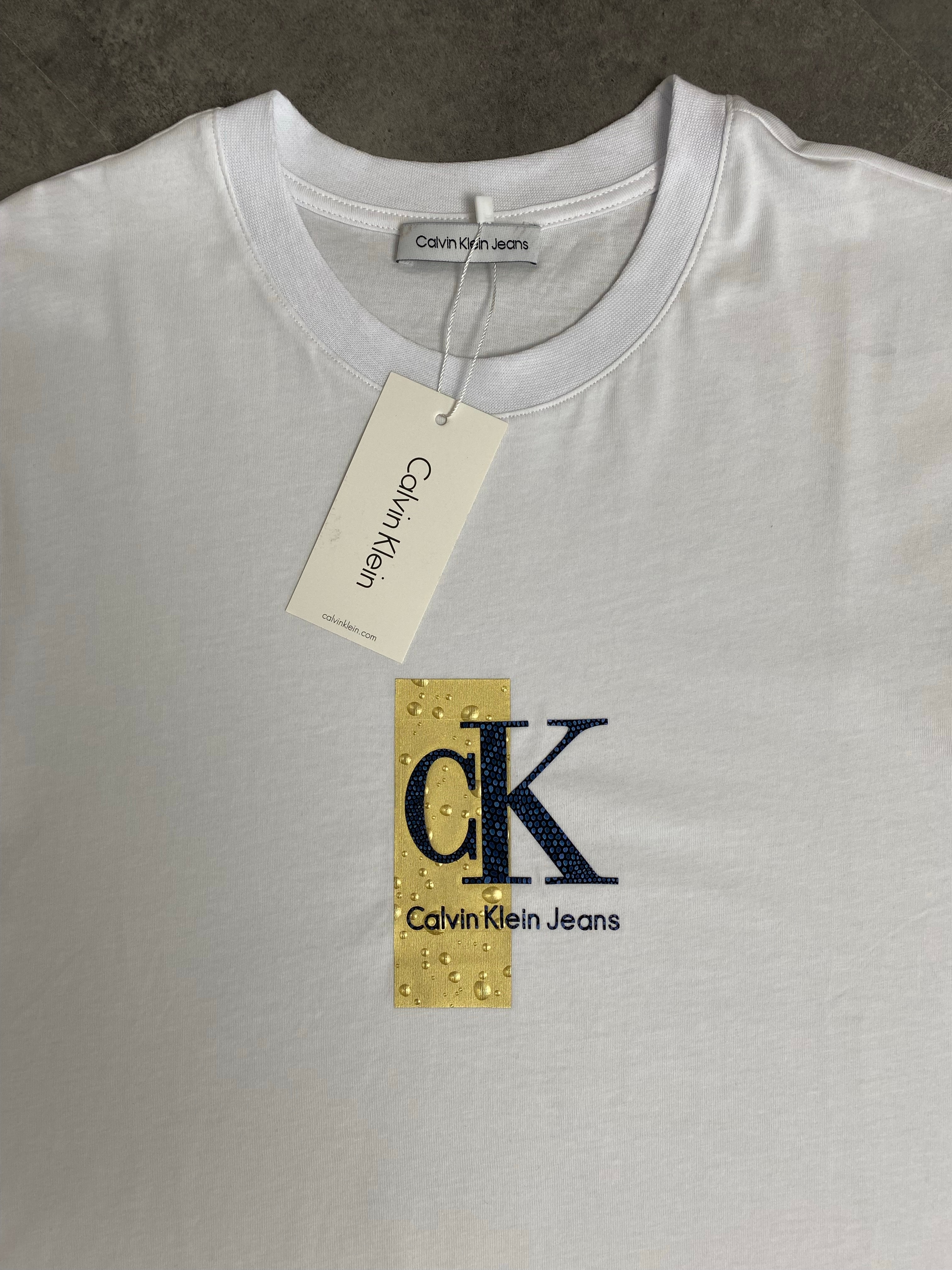 Yeni Sezon 3D Logo Print T-shirt