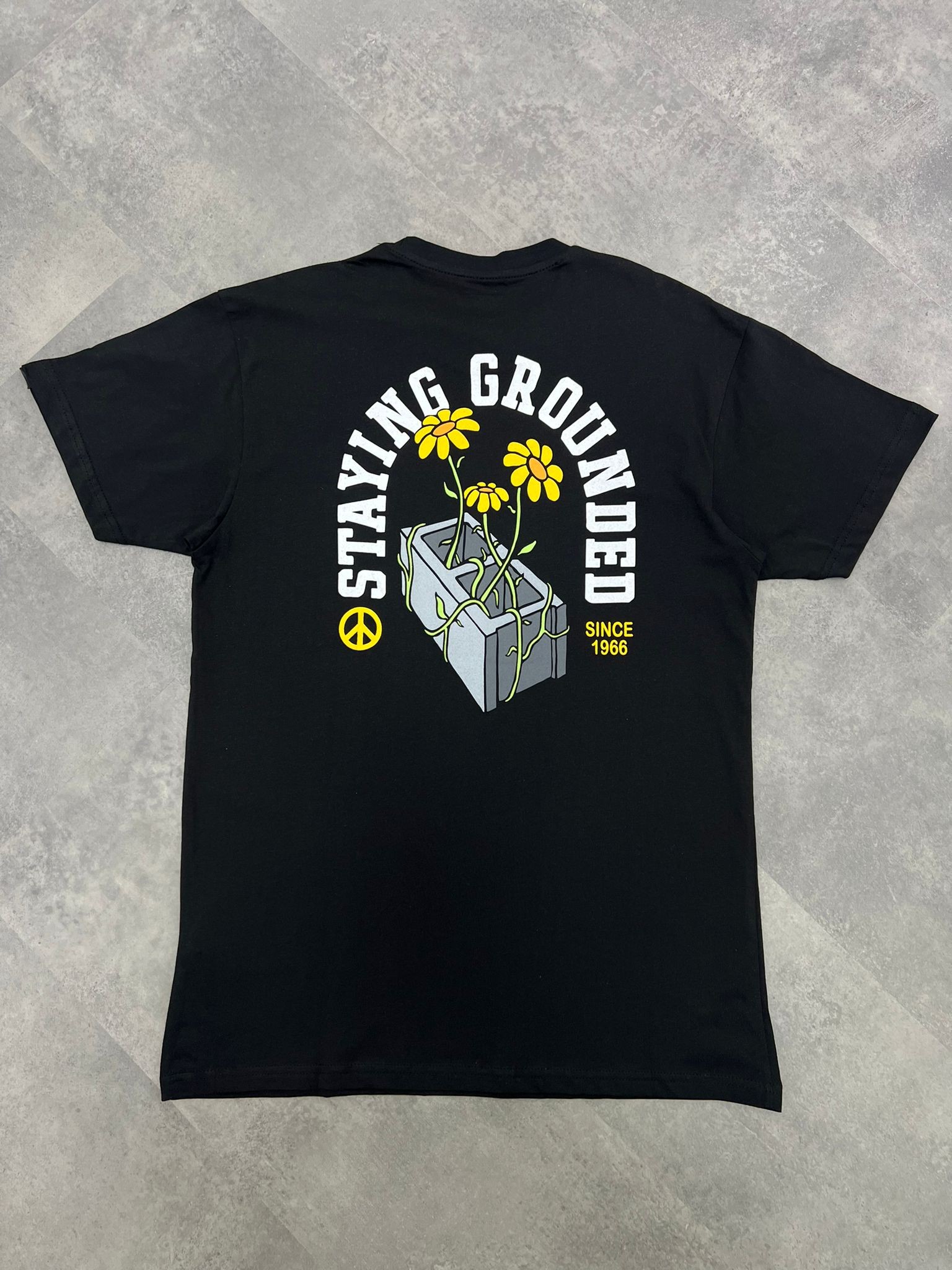 Yeni Sezon Stayıng Grounded Black  T-shirt