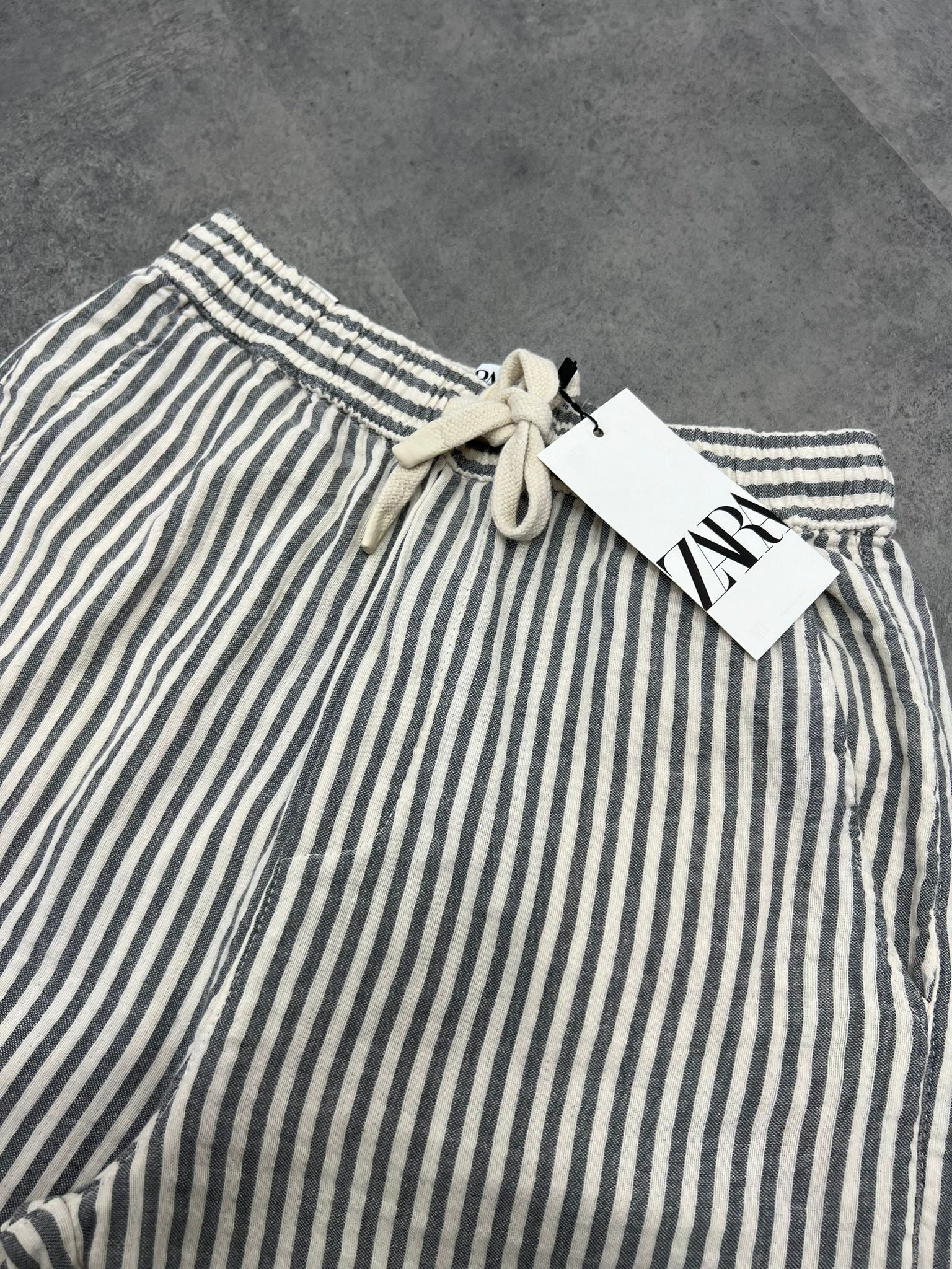Yeni Sezon Keten Gray Cream Çizgili Premium Şort