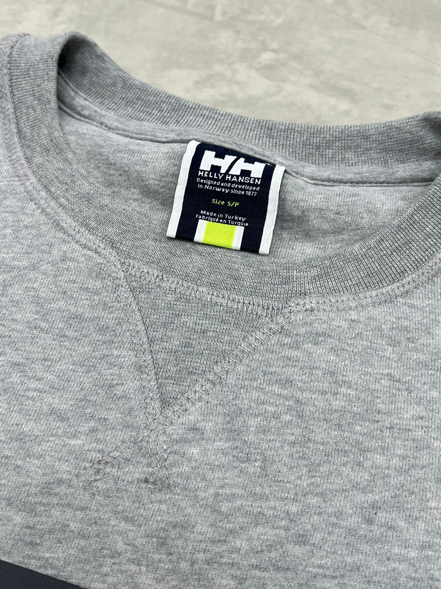 Mid Icon Logo Classic Ceast Gray Sweatshirt