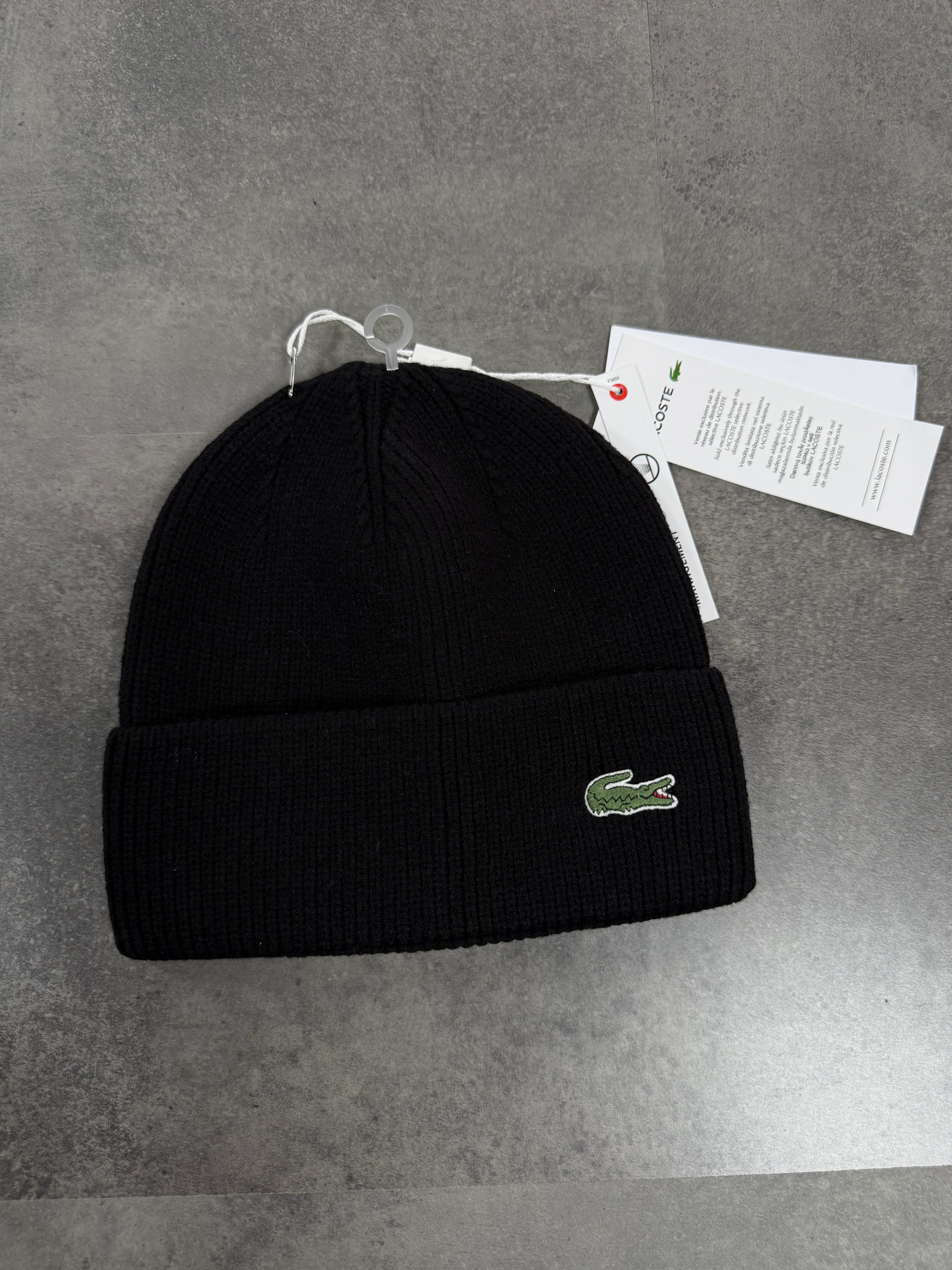 Yeni Sezon Classic Basic Logo Bere