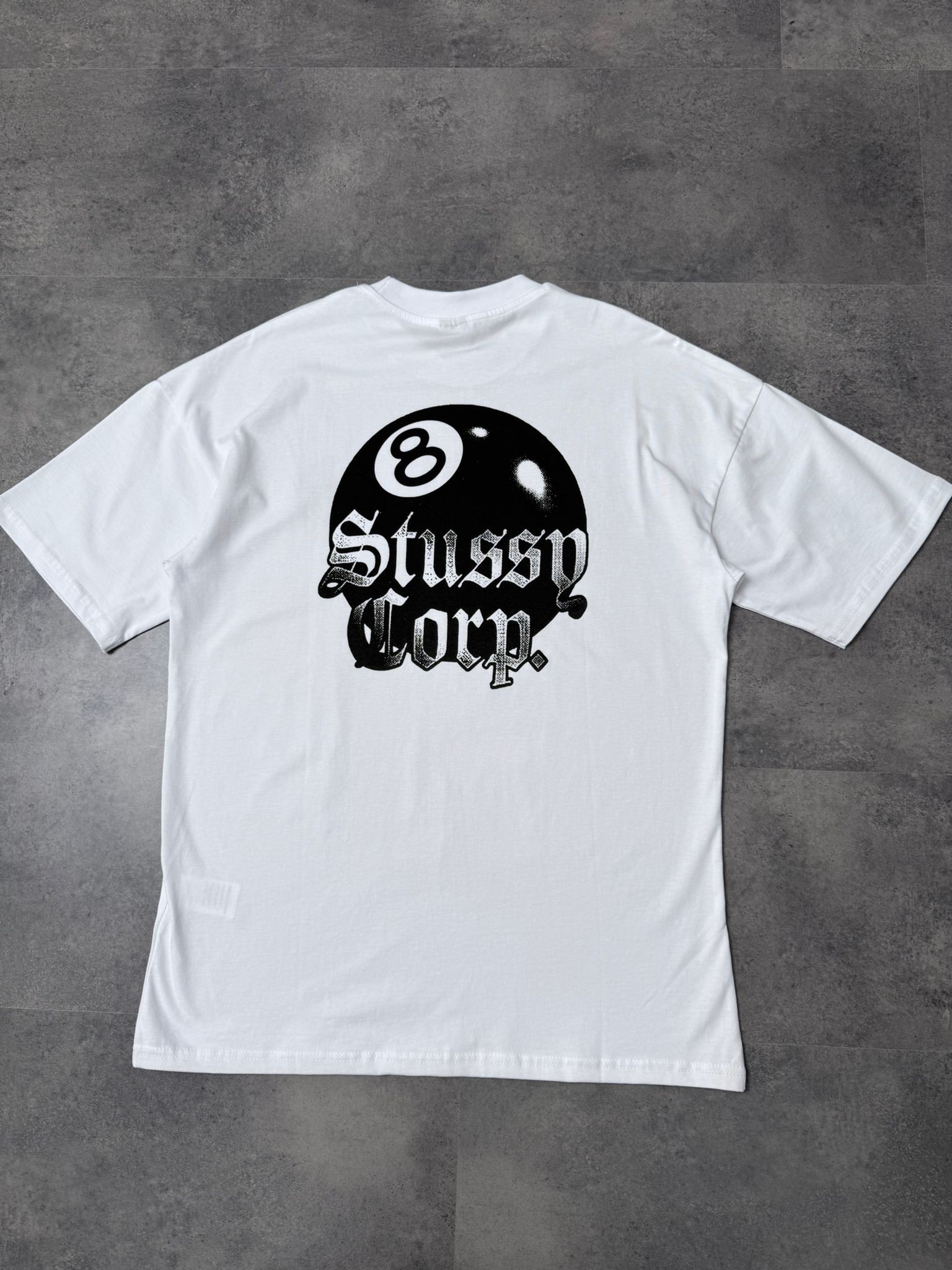 Yeni Sezon Stussy Corp 8 White Relax Fit T-shirt