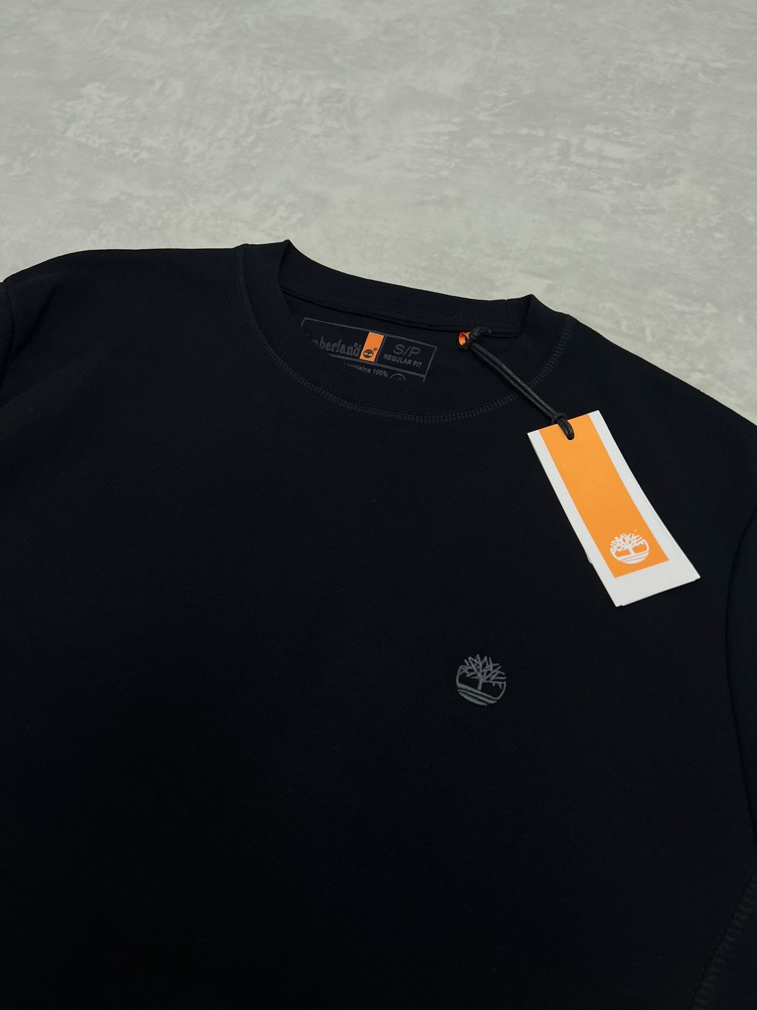 Yeni Sezon Basic Ceast Logo Black Sweatshirt