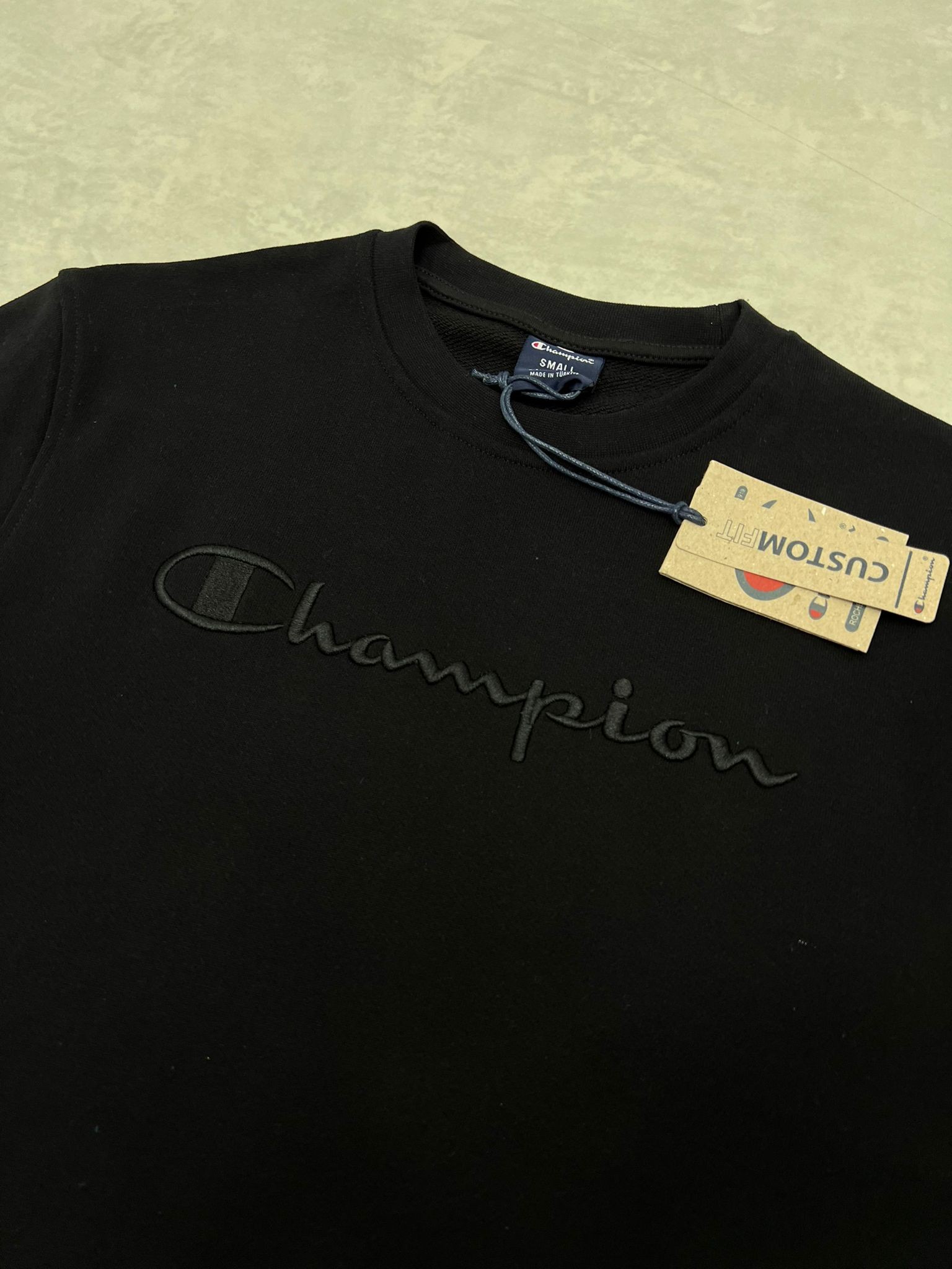 Ton To Tone Mid Icon Logo Black Sweatshirt