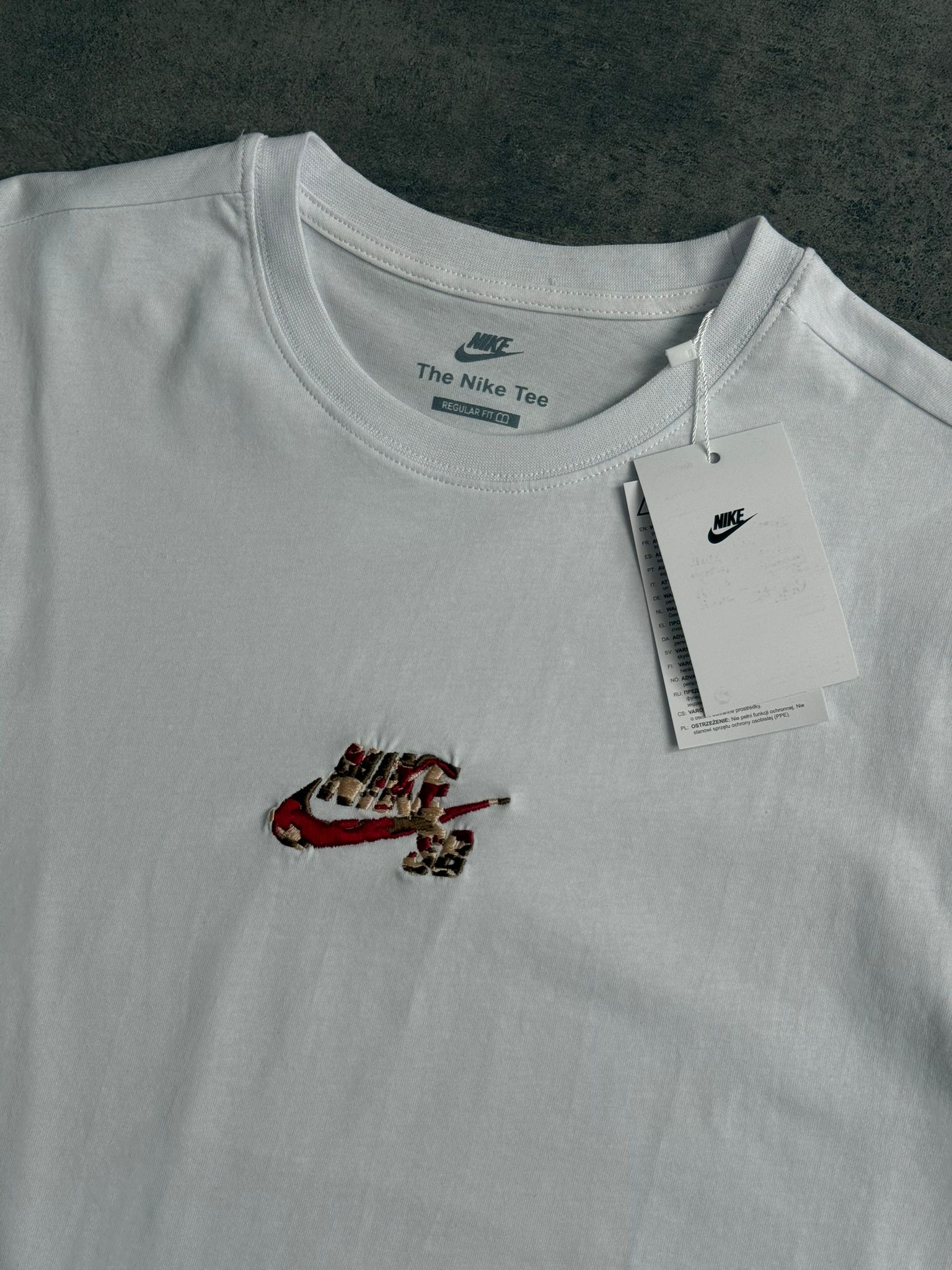 Yeni Sezon SB Nakış Logo T-shirt