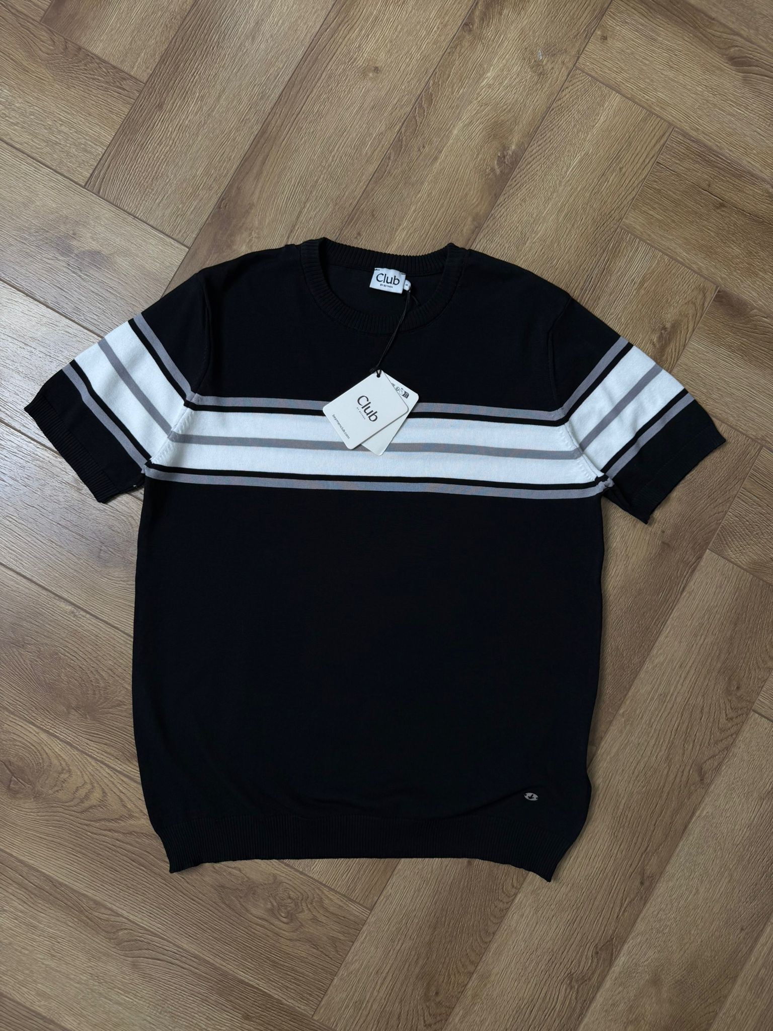 Yeni Sezon Triko Şerit Detaylı   T-shirt