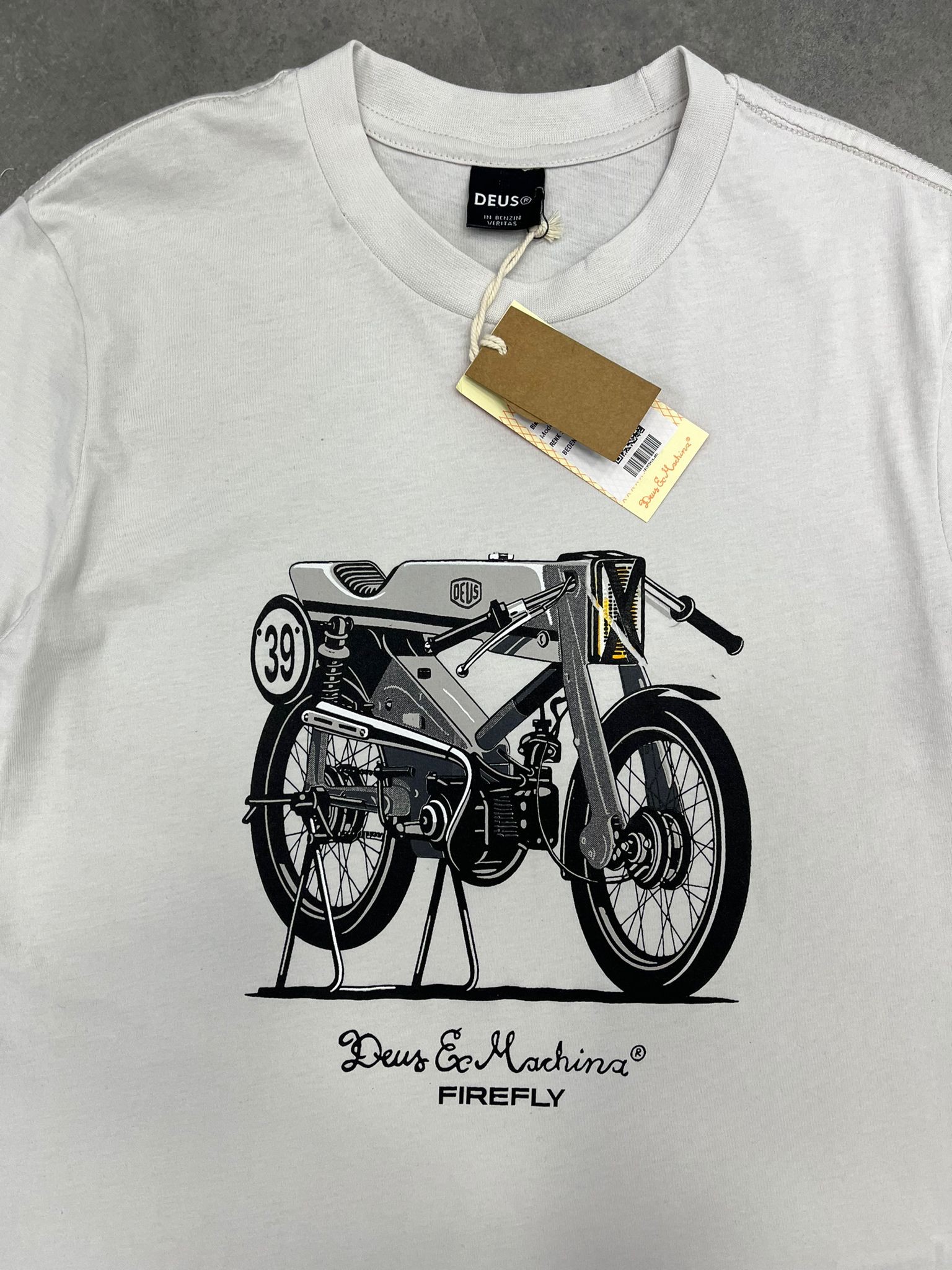 Yeni Sezon Ex Machina Fire Flay Light Gray T-shirt