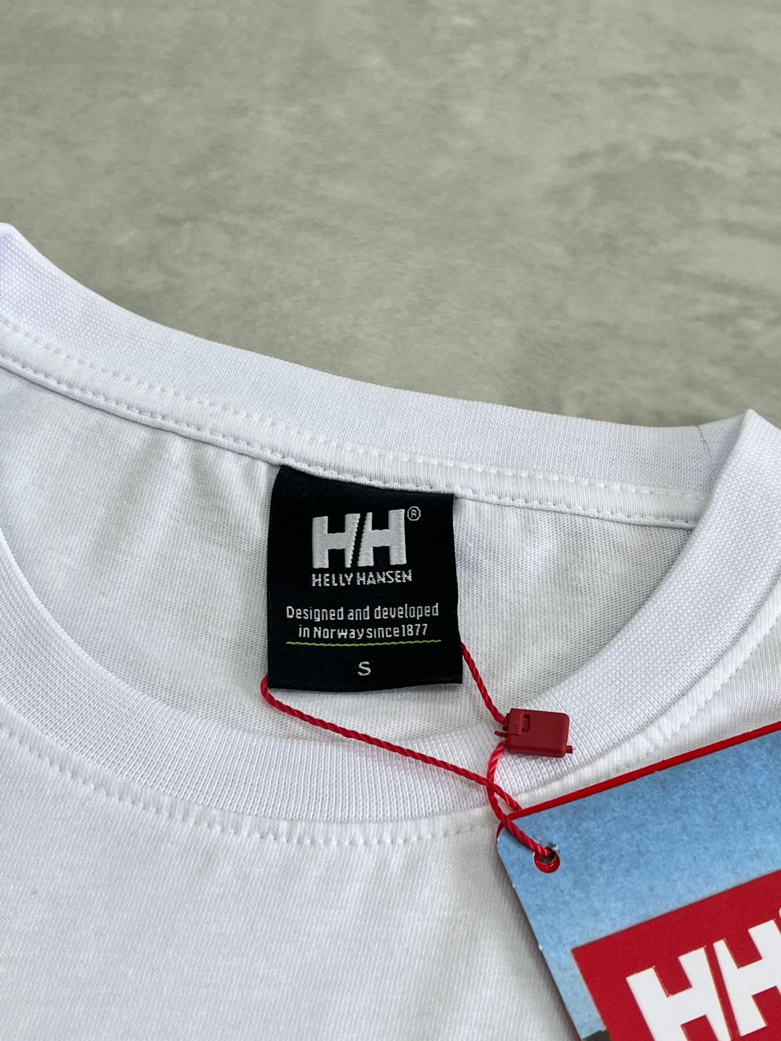 Broken Mid Logo White  T-shirt