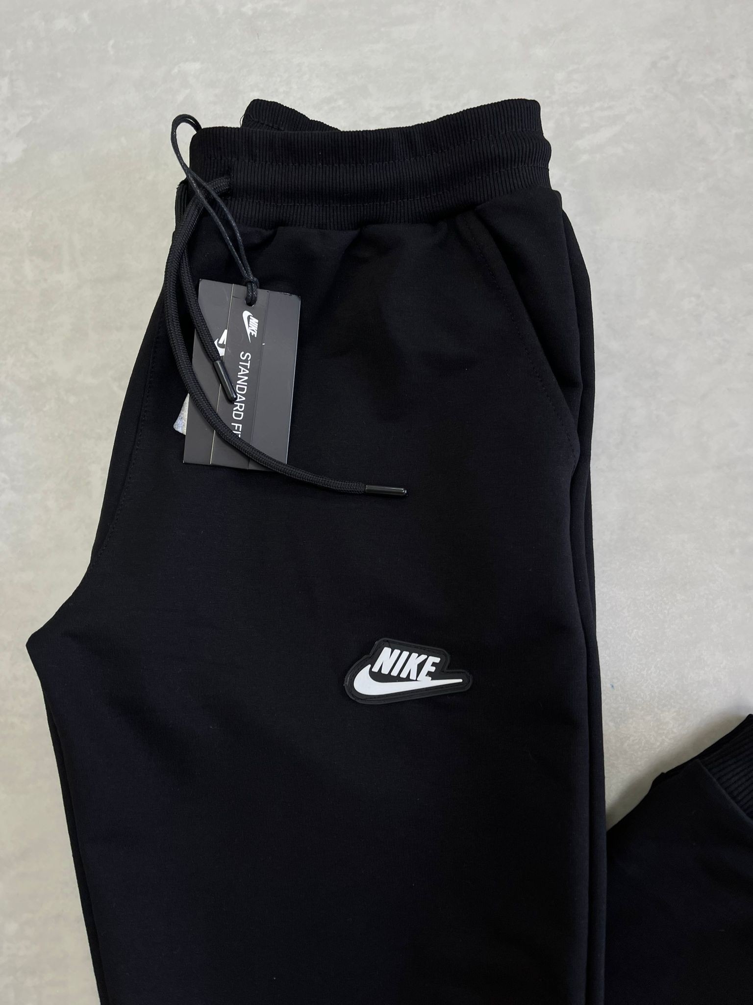 Yeni Mevsimlik Patch Logo Black Eşofman Altı