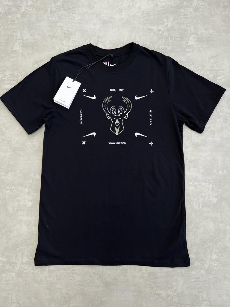 Milwaukee Essential Logo Black T-shirt