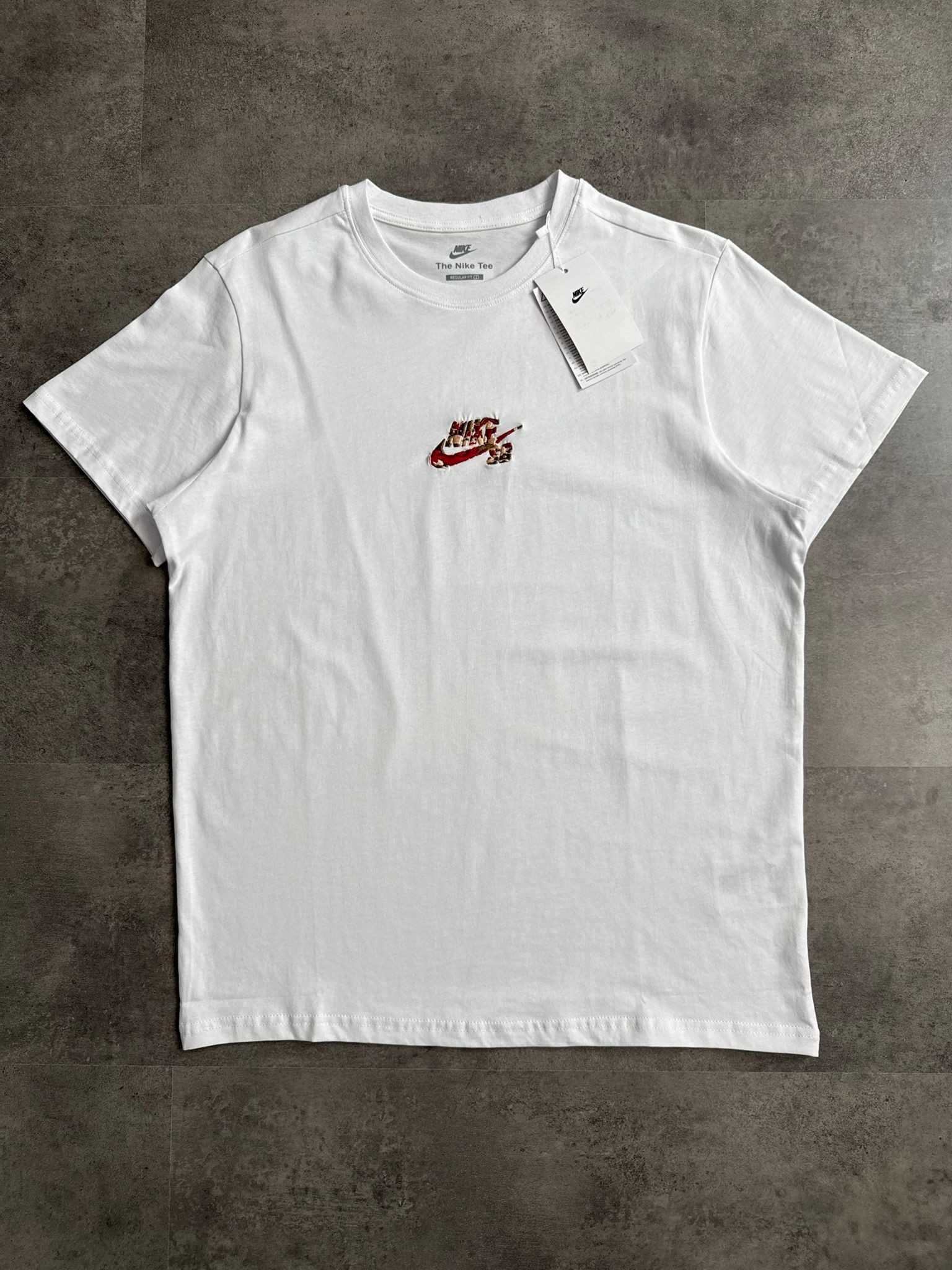 Yeni Sezon SB Nakış Logo T-shirt - BEYAZ