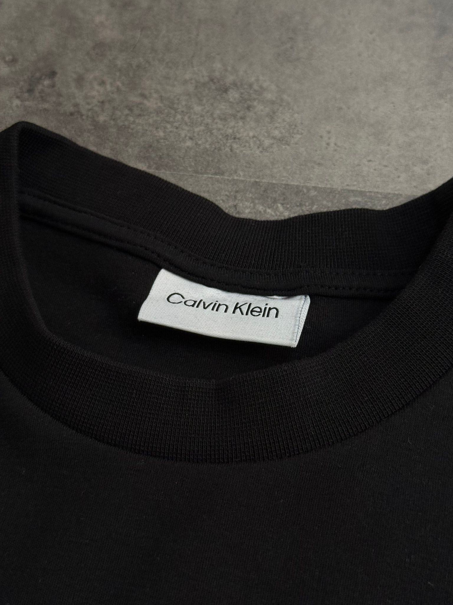 Yeni Sezon Kabartmalı Baskı Essential T-shirt
