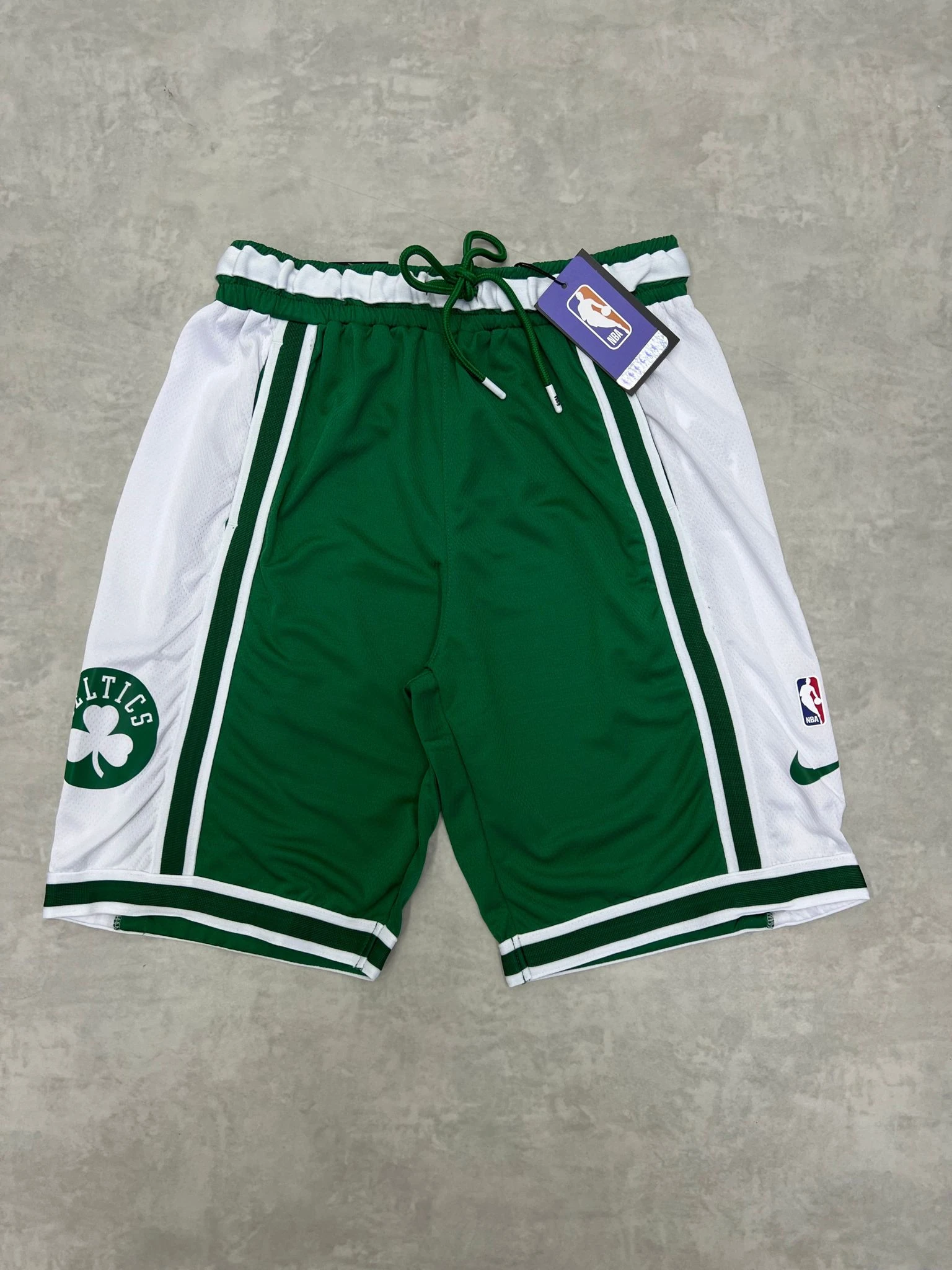 Nba Basic Logo Classic White Basketball Şort