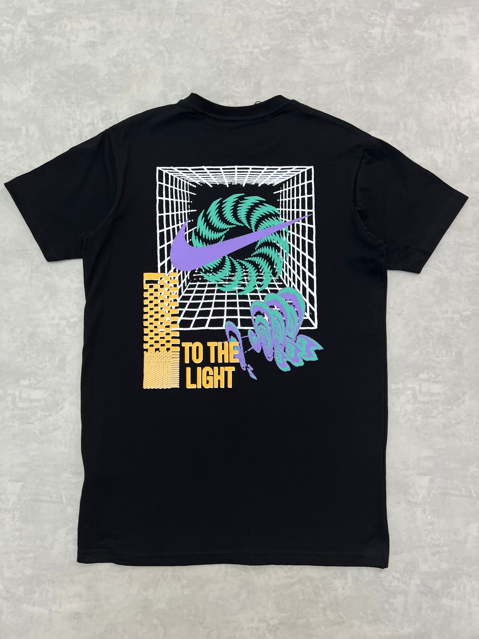 To The Light Print Black  T-shirt