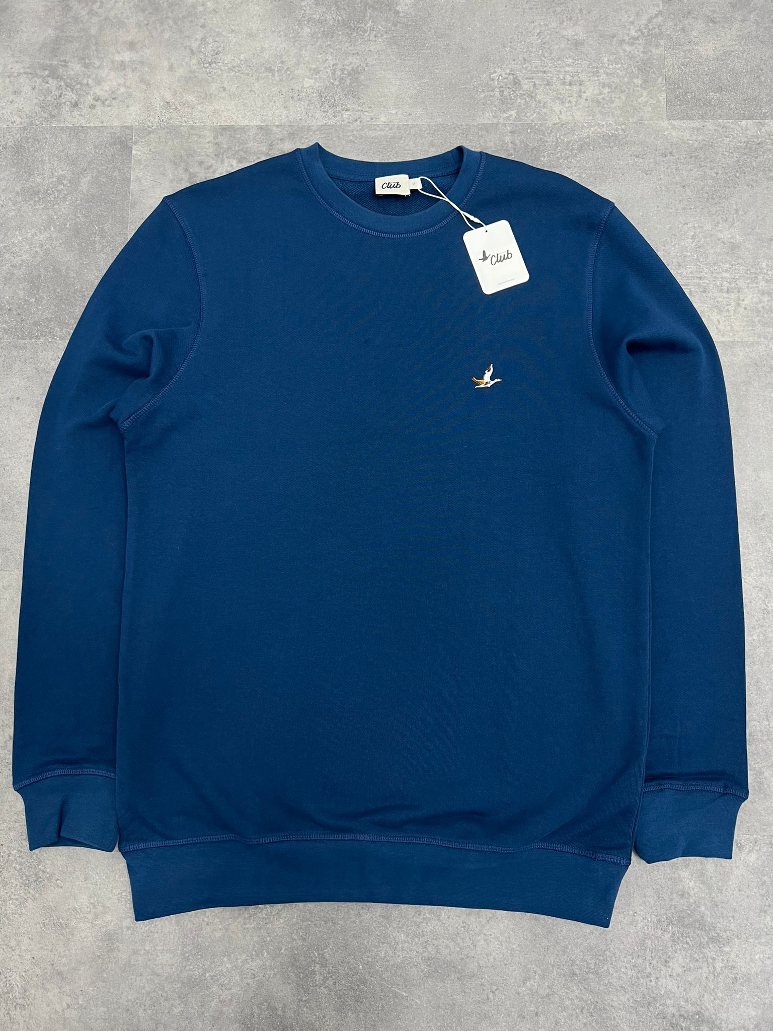 Classic Basic Essential Ceast Mini Logo Navy Blue Sweatshirt