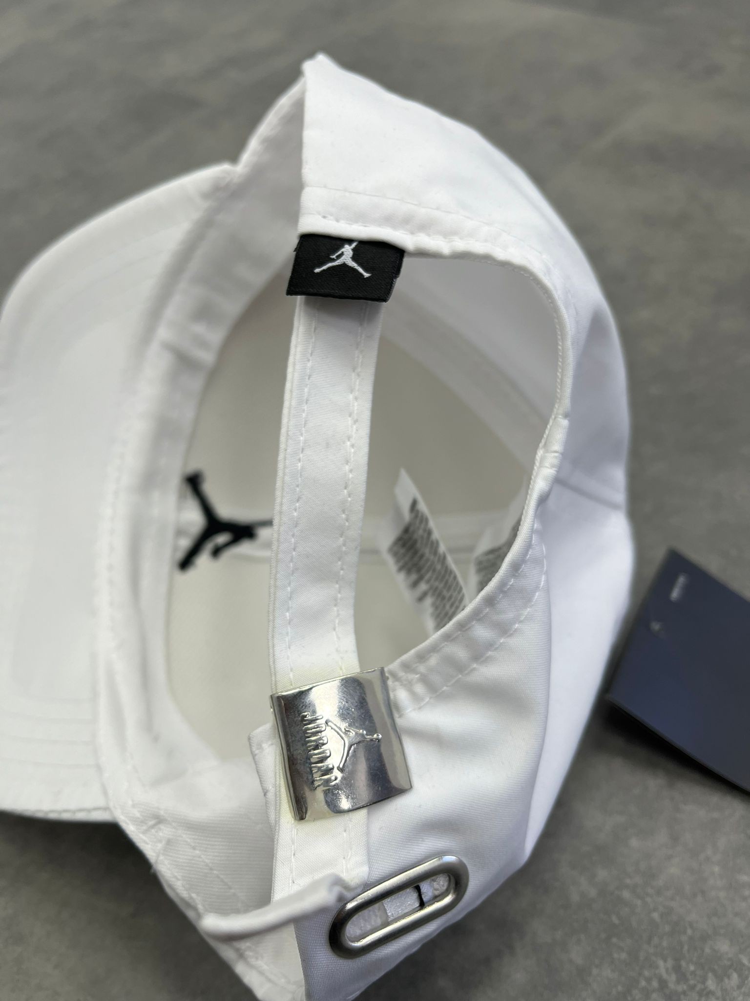 Yeni Sezon Nakış Logo White Şapka