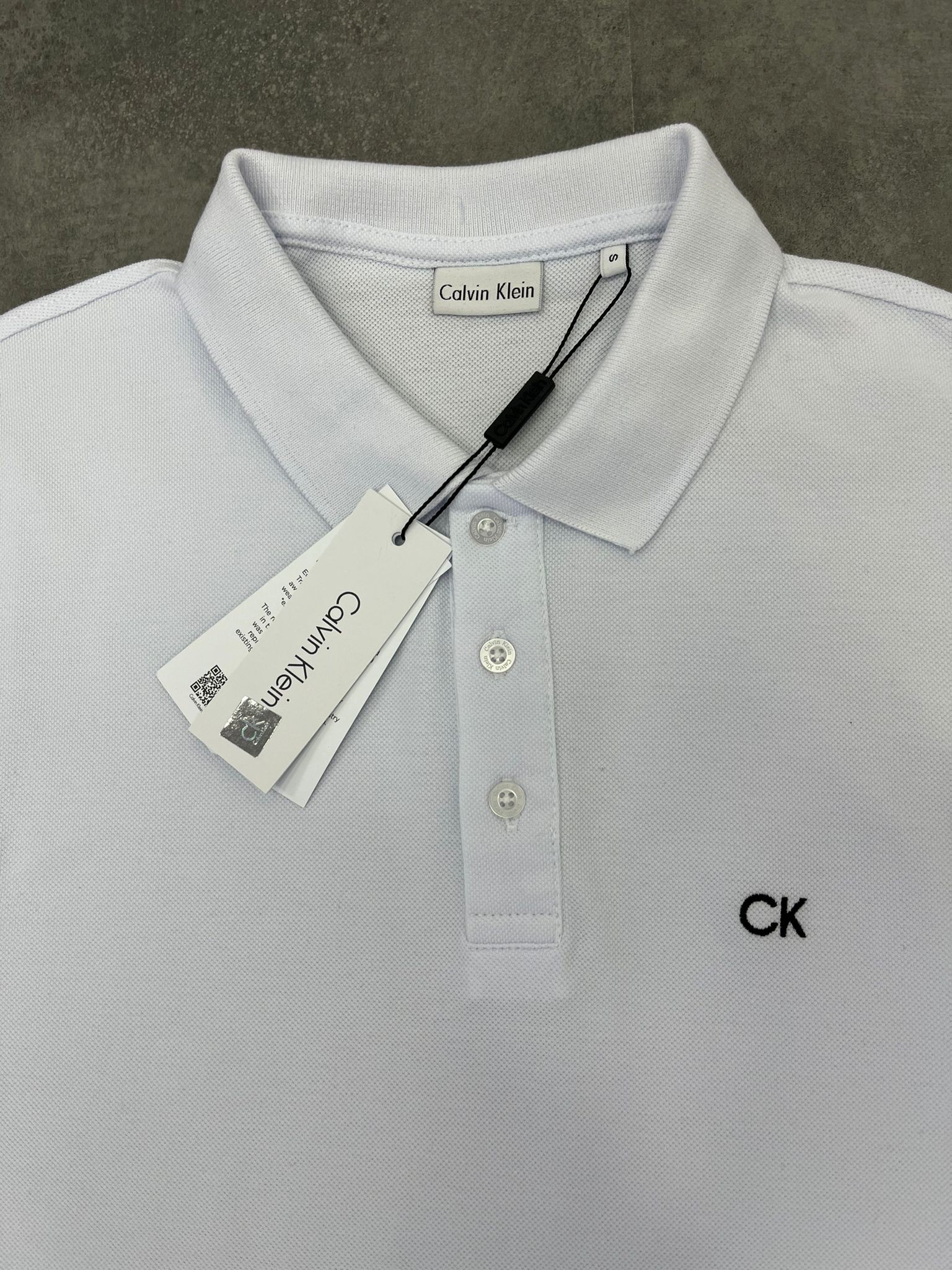 Yeni Sezon Basic Ceast Mini Logo White T-shirt