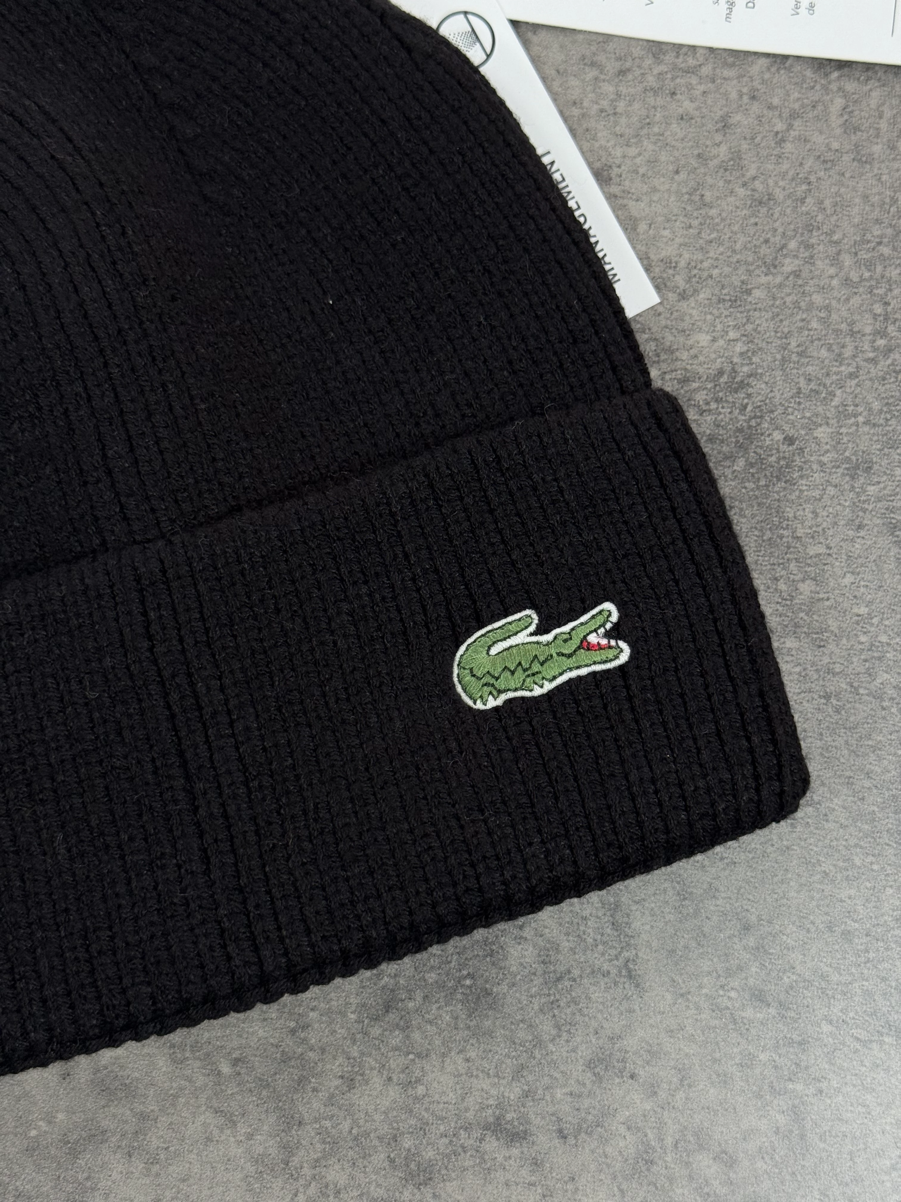 Yeni Sezon Classic Basic Logo Bere