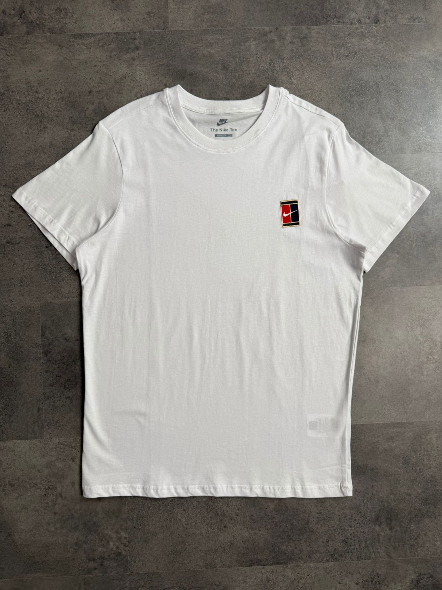 Yeni Sezon SB Aletic Classic Nakış Logo T-shirt - BEYAZ