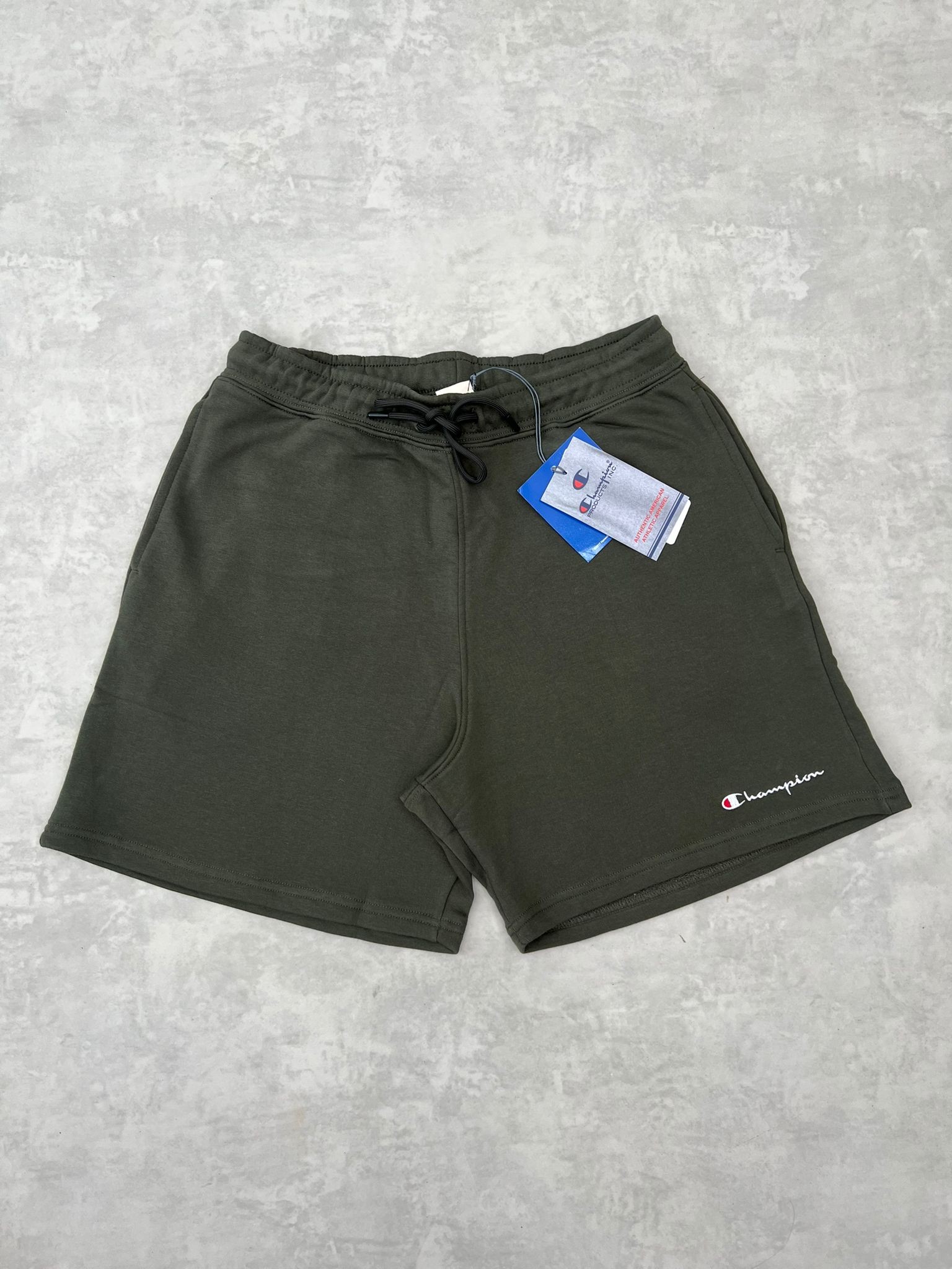 Essential Logo Classic Haki Relax Kalıp Şort