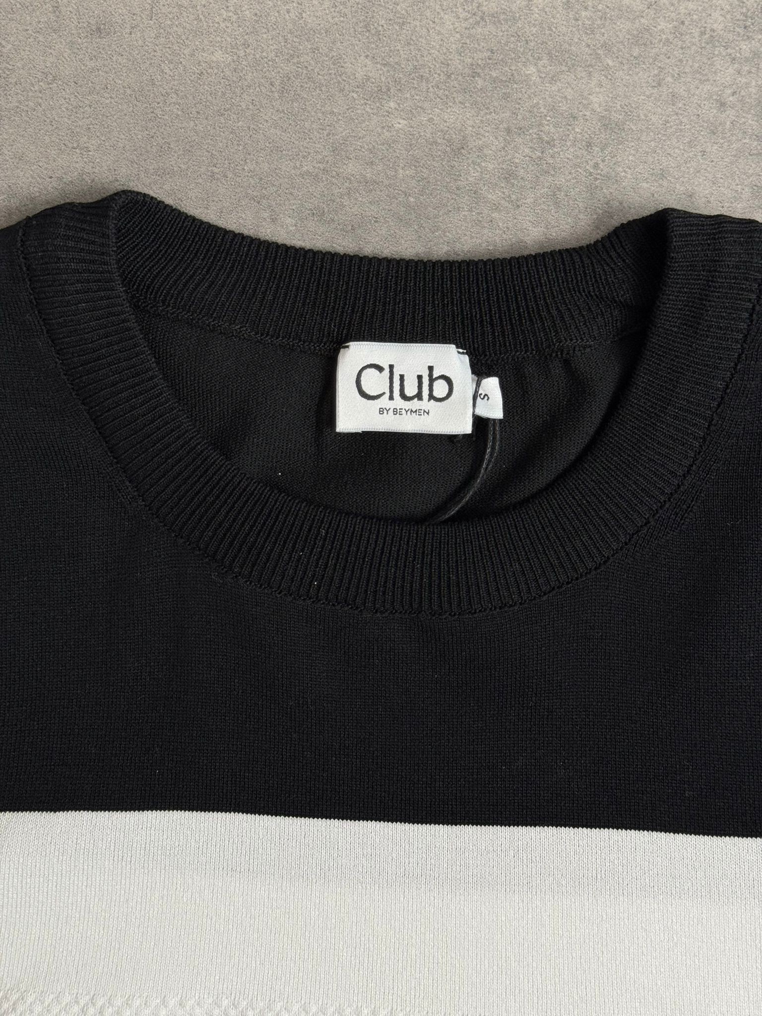 Yeni Sezon Şeritli Çift Renk Triko T-shirt