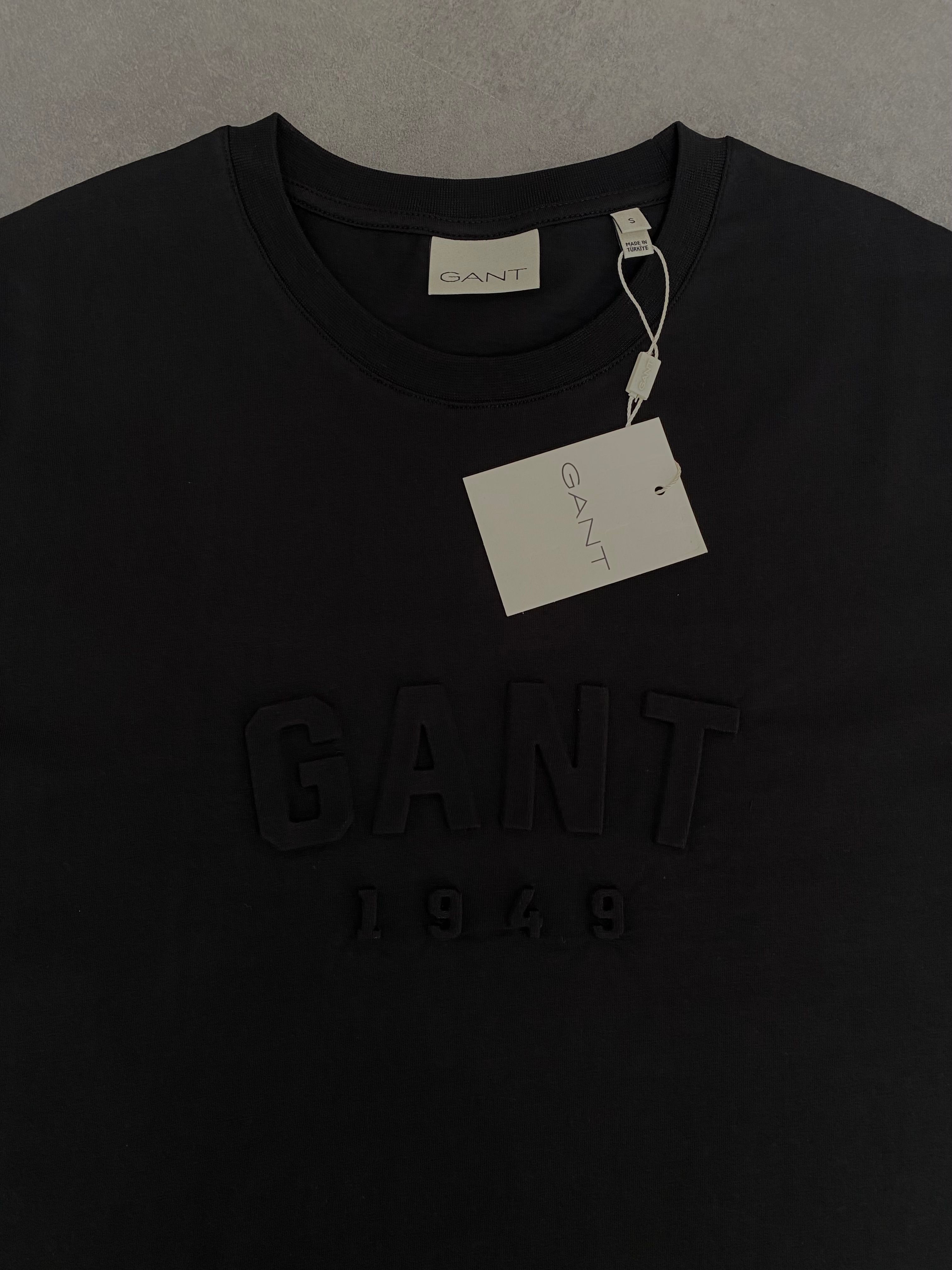 Yeni Sezon Embossed Logo T-shirt
