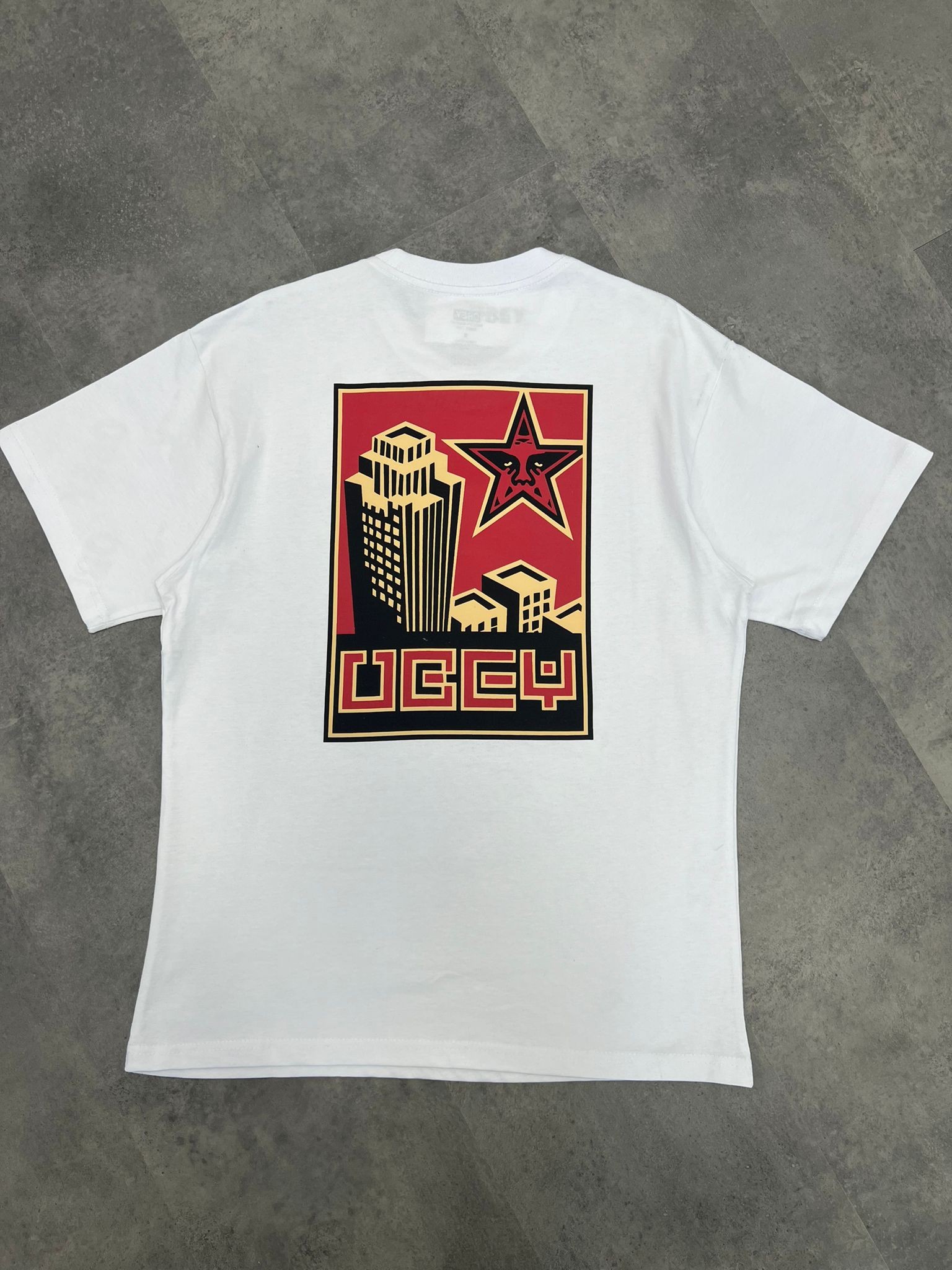Yeni Sezon Back To Print Subvert Red Star White T-shirt