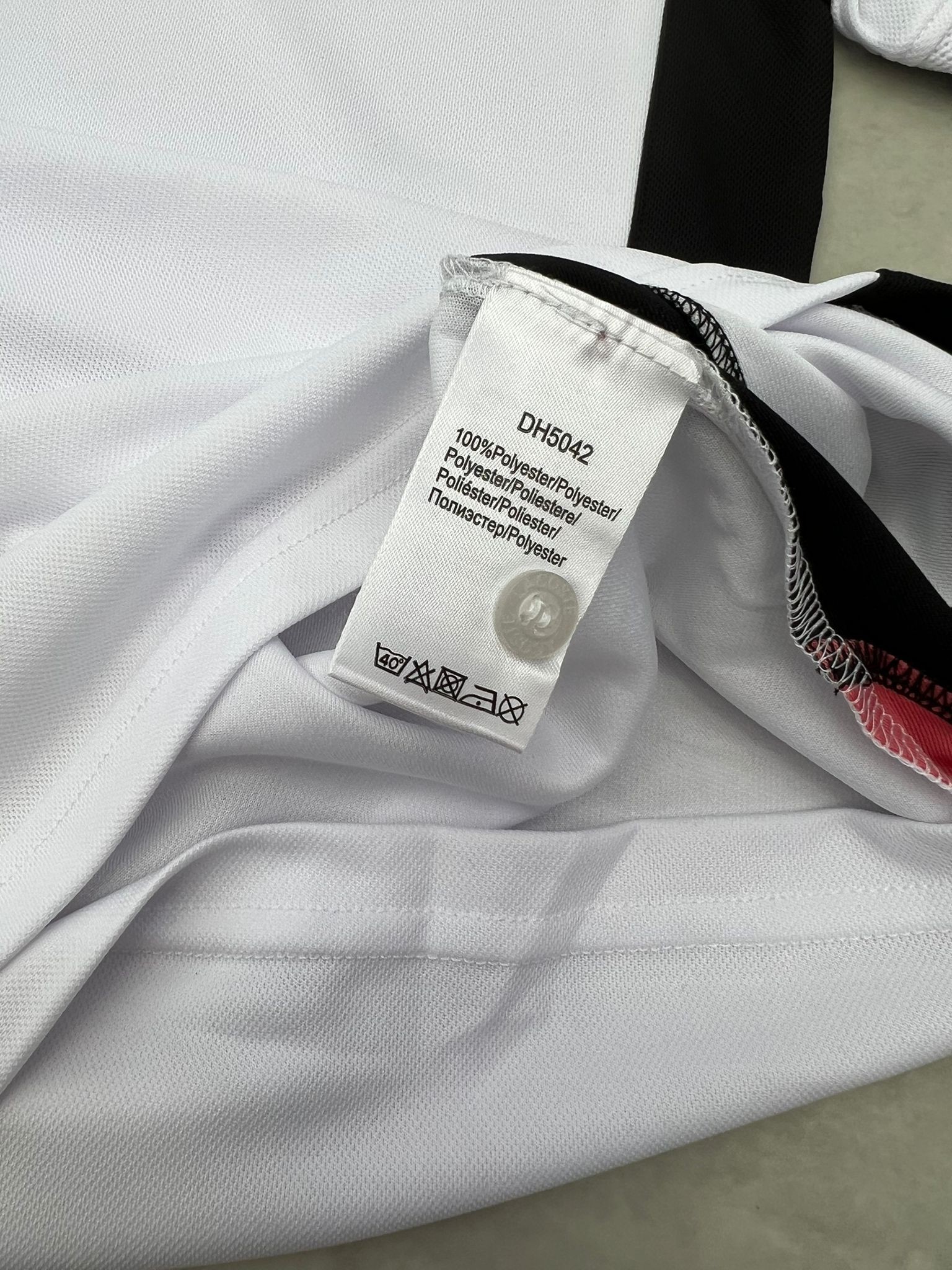 Clima Cool (Nefes Alan) Yaka Şeritli Light White T-shirt