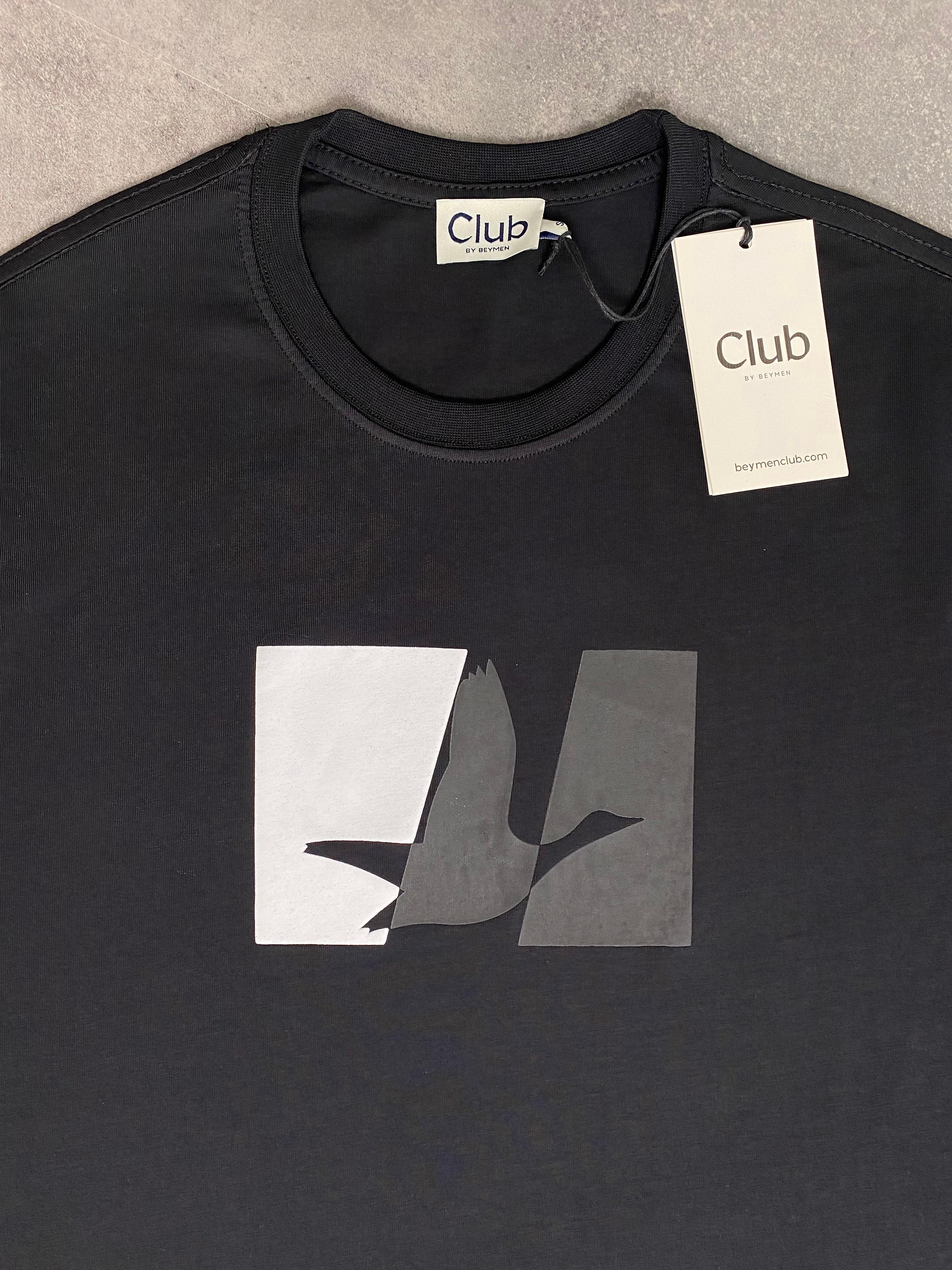 Yeni Sezon Özel Seri Fragmented Print Logo T-shirt