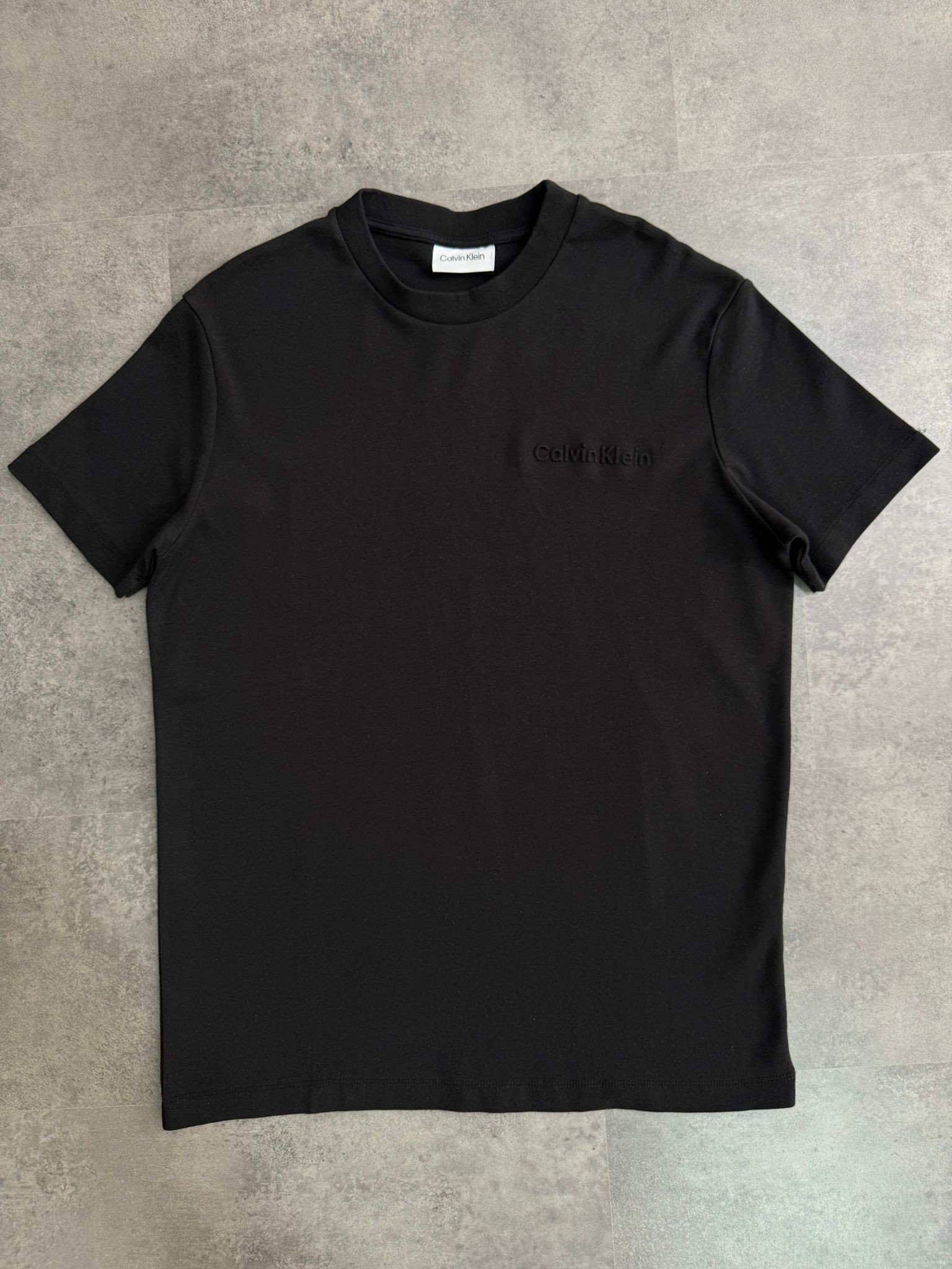 Yeni Sezon Kabartmalı Baskı Essential T-shirt