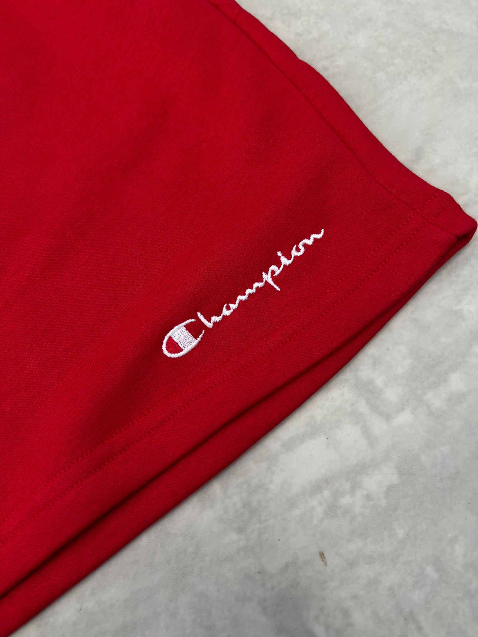 Essential Logo Classic Red Şort