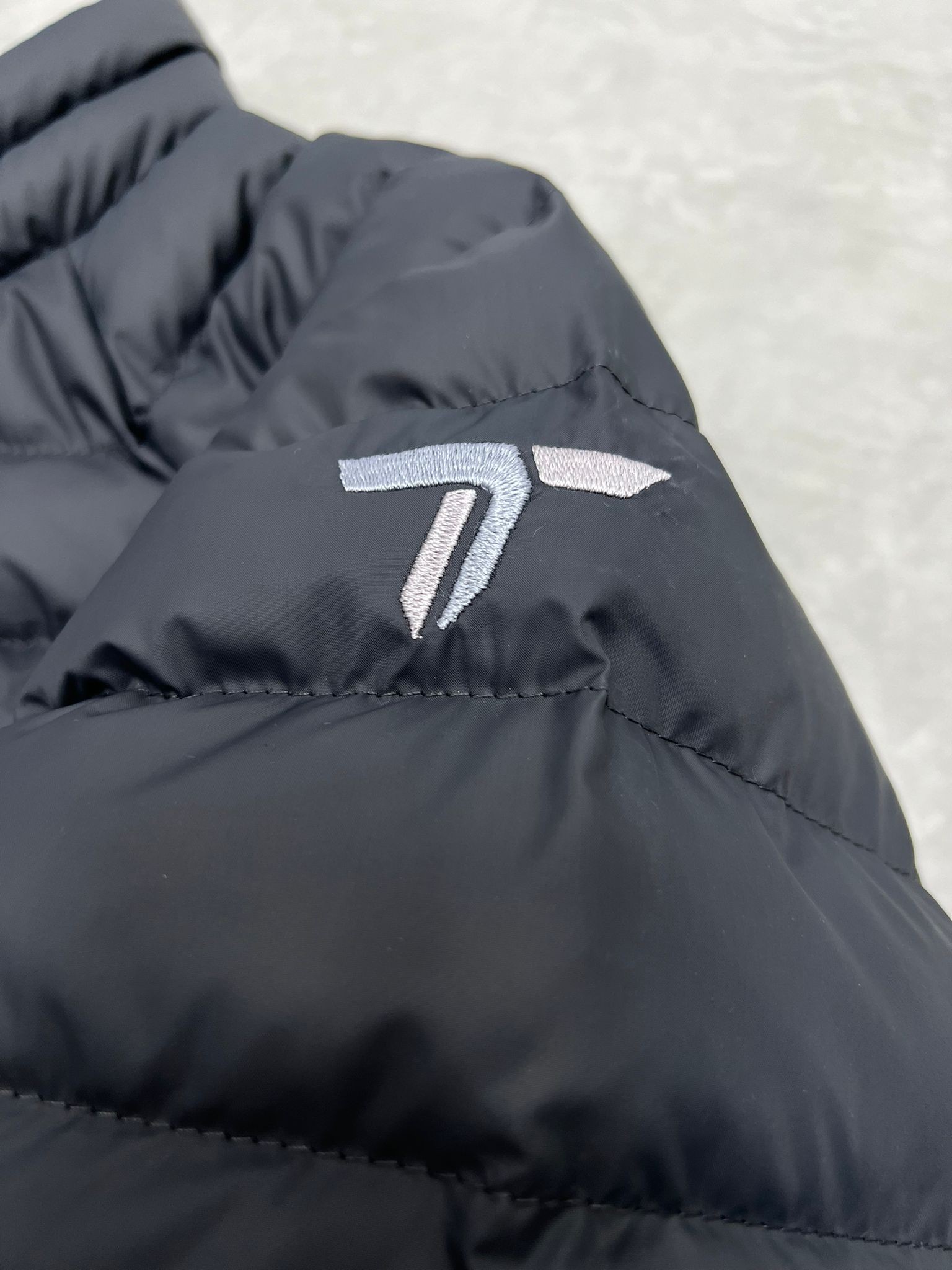 3D Termal Limited Edition Tıtanıum Omni Heat Antrasit Kapşonsuz Mont