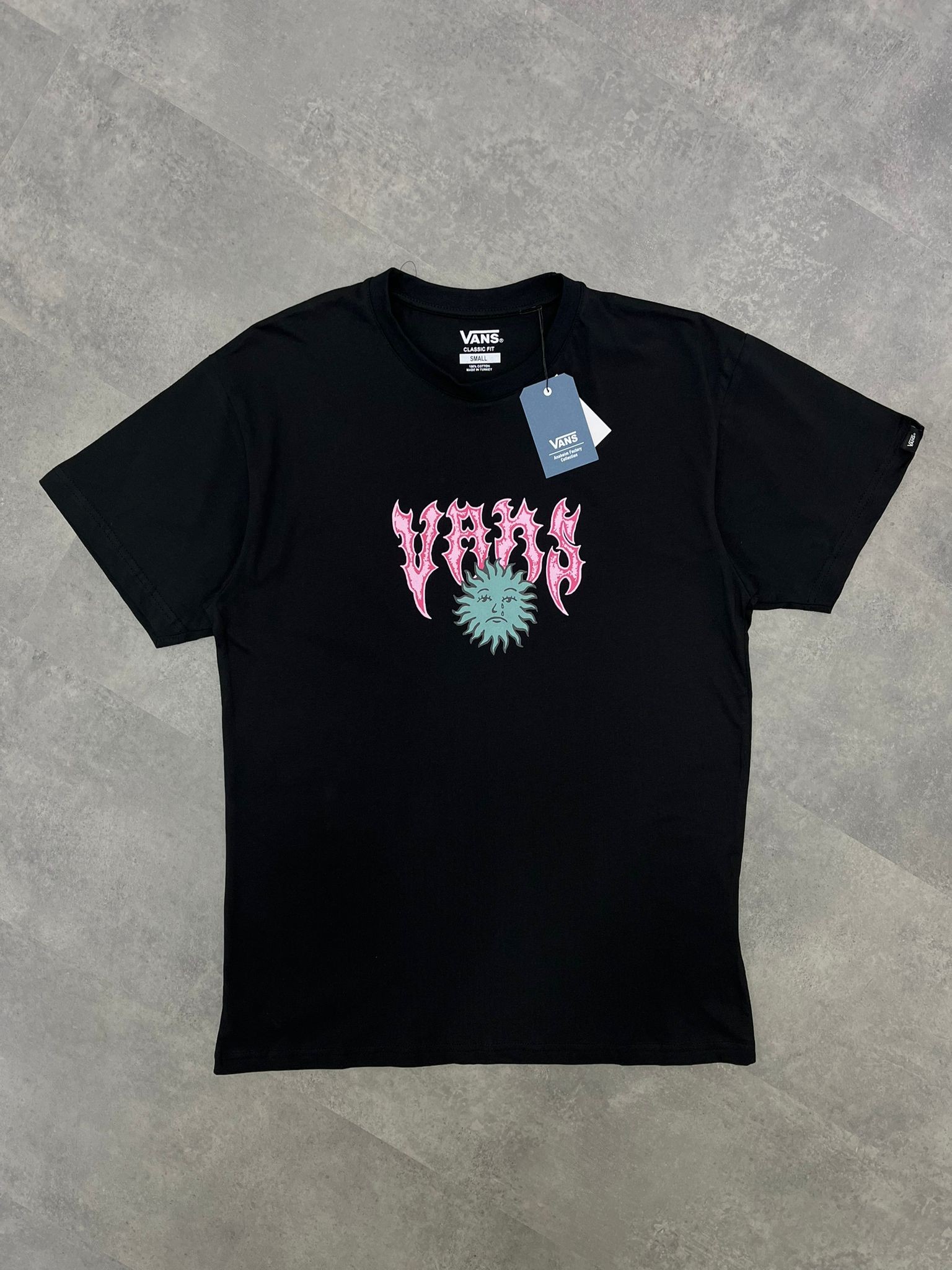 Yeni Sezon Off The Wall Sunny Black T-shirt