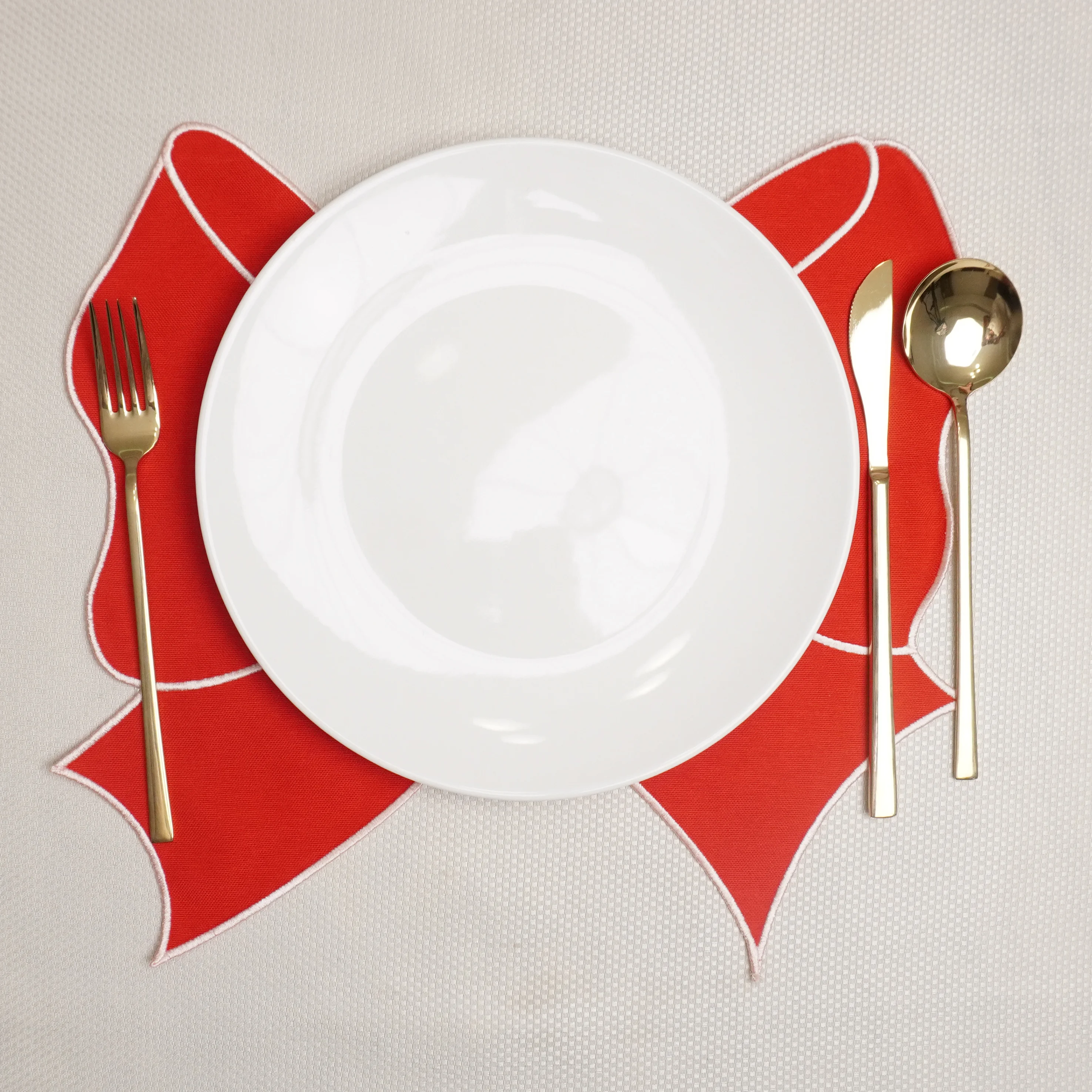 Kırmızı Fiyonk Amerikan Servis 2 Adet