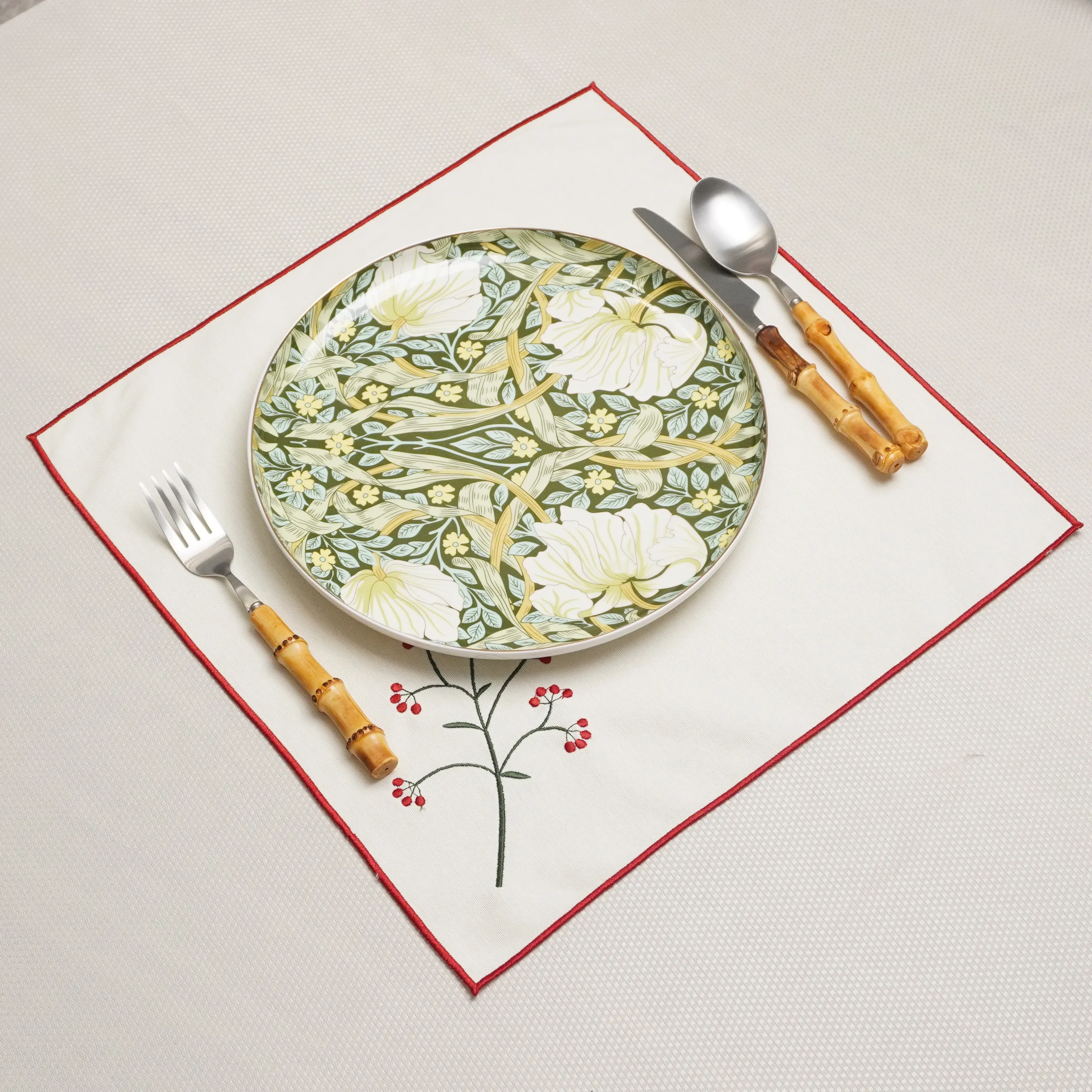 Beyaz Berry Amerikan Servis 2 Adet