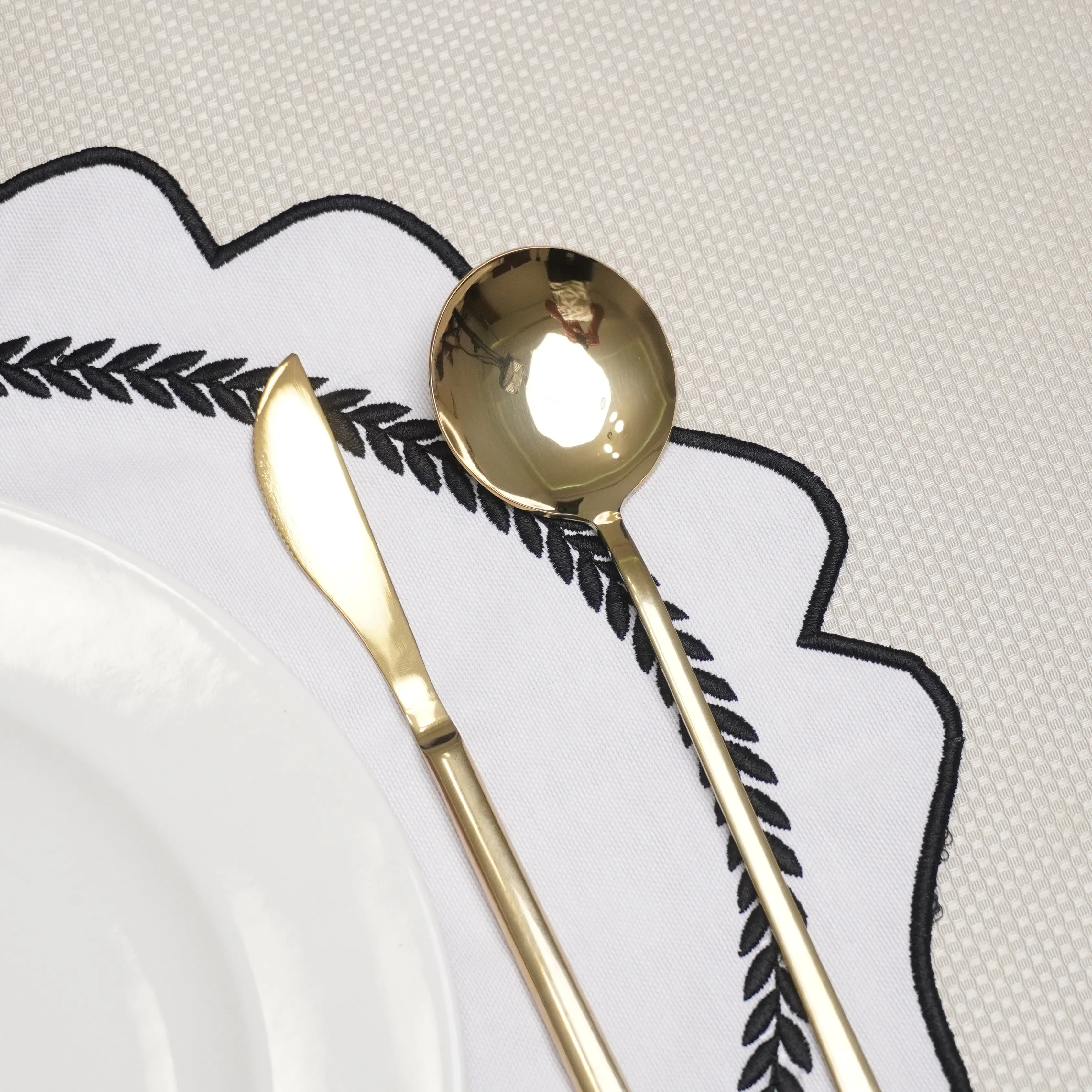 Siyah Beyaz Olive Amerikan Servis 2 Adet