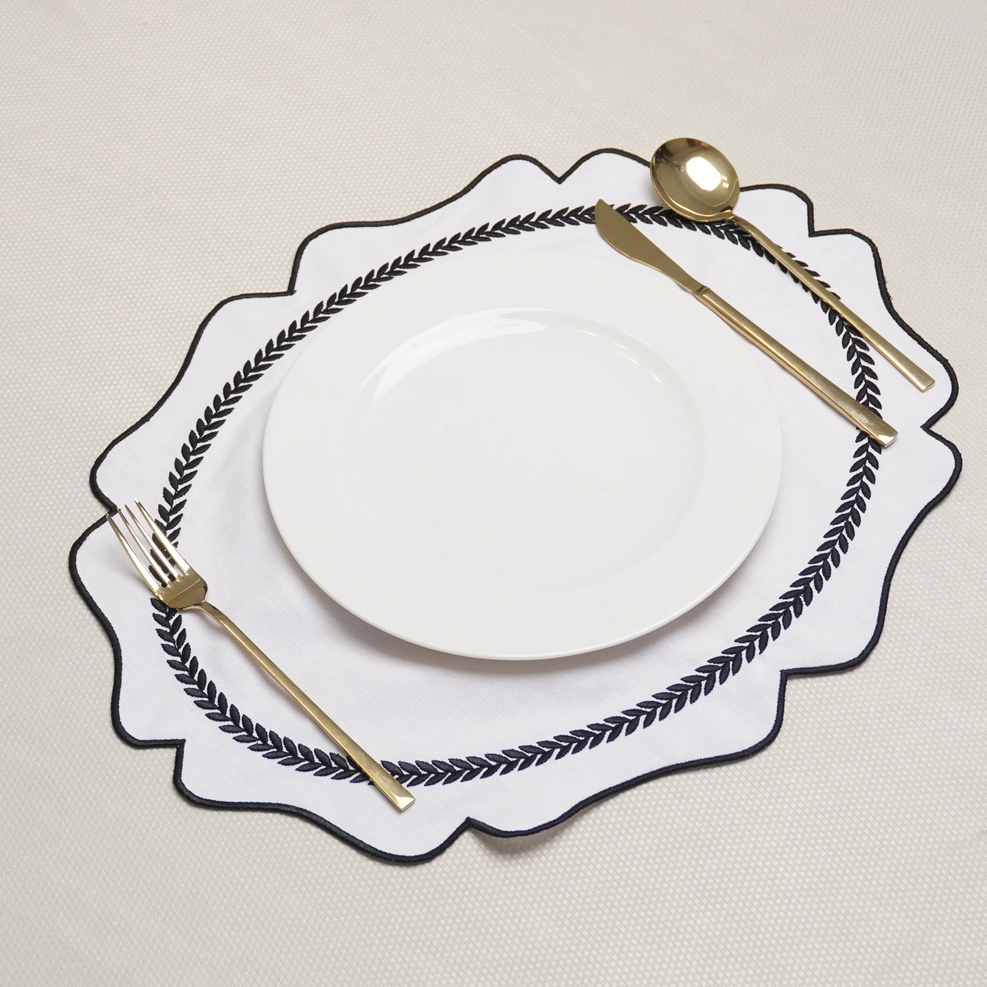 Siyah Beyaz Olive Amerikan Servis 2 Adet