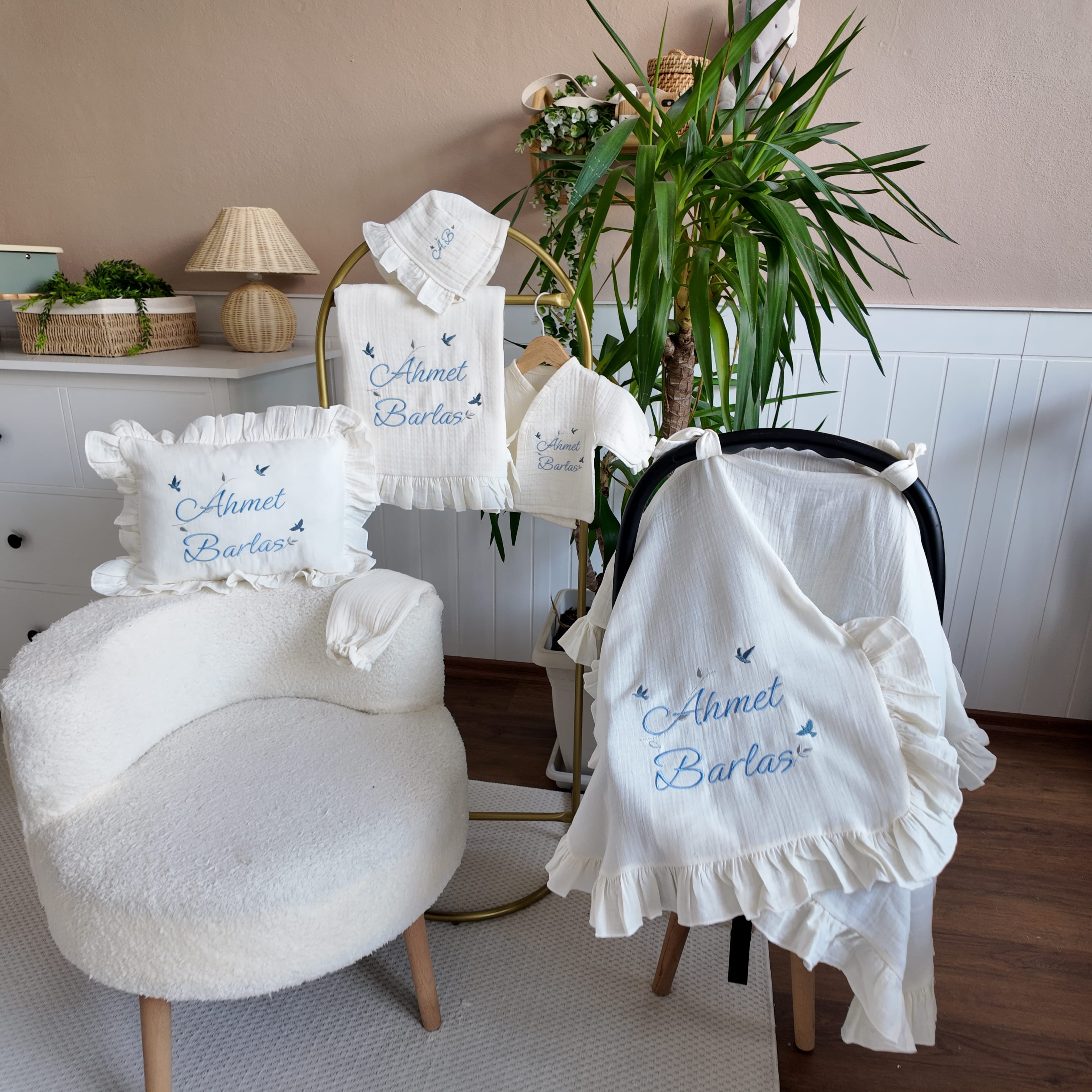  Alt Üst Takım  Şapka Fırfırlı Battaniye Fırfırlı Yastık Fırfırlı Puset