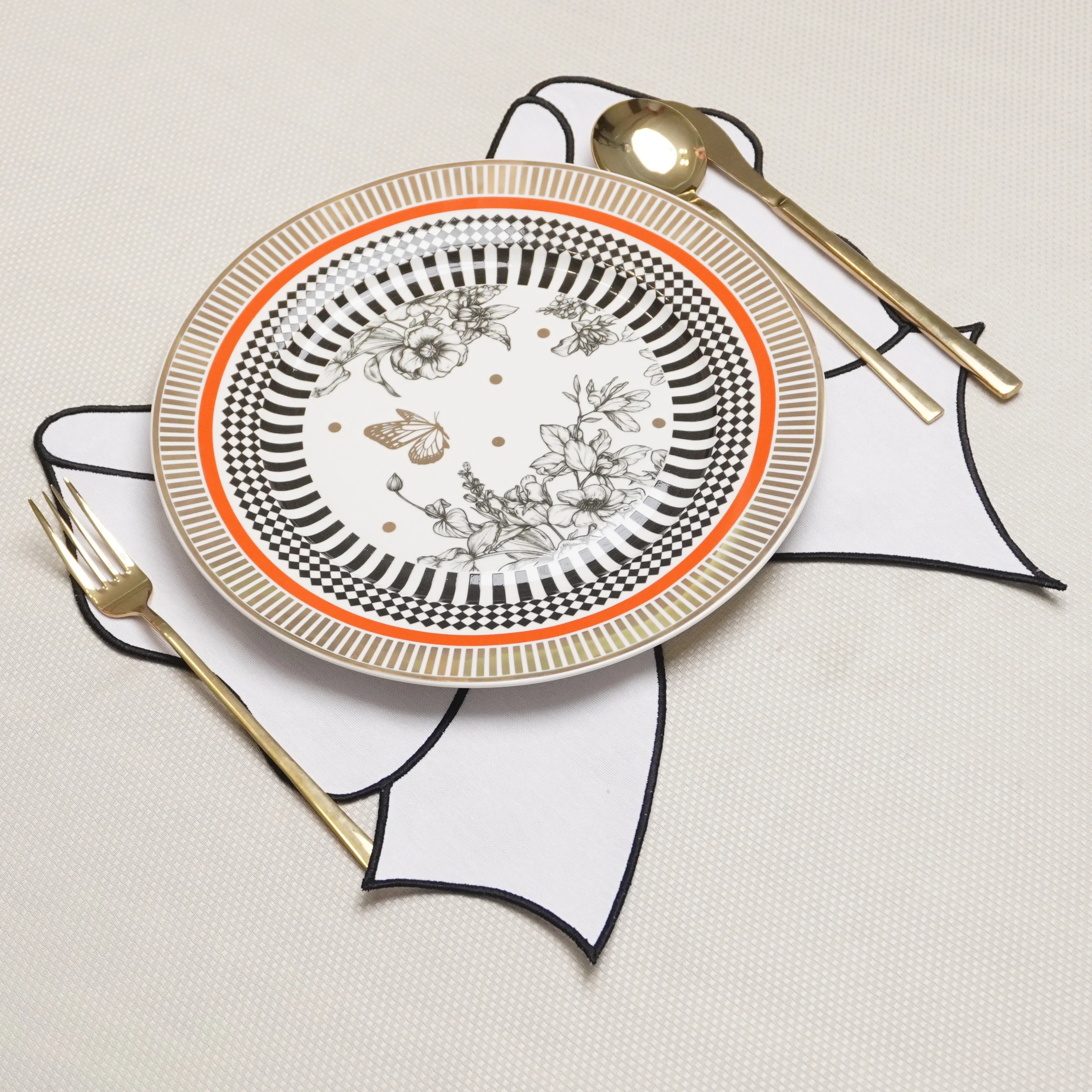 Beyaz Fiyonk Amerikan Servis 2 Adet