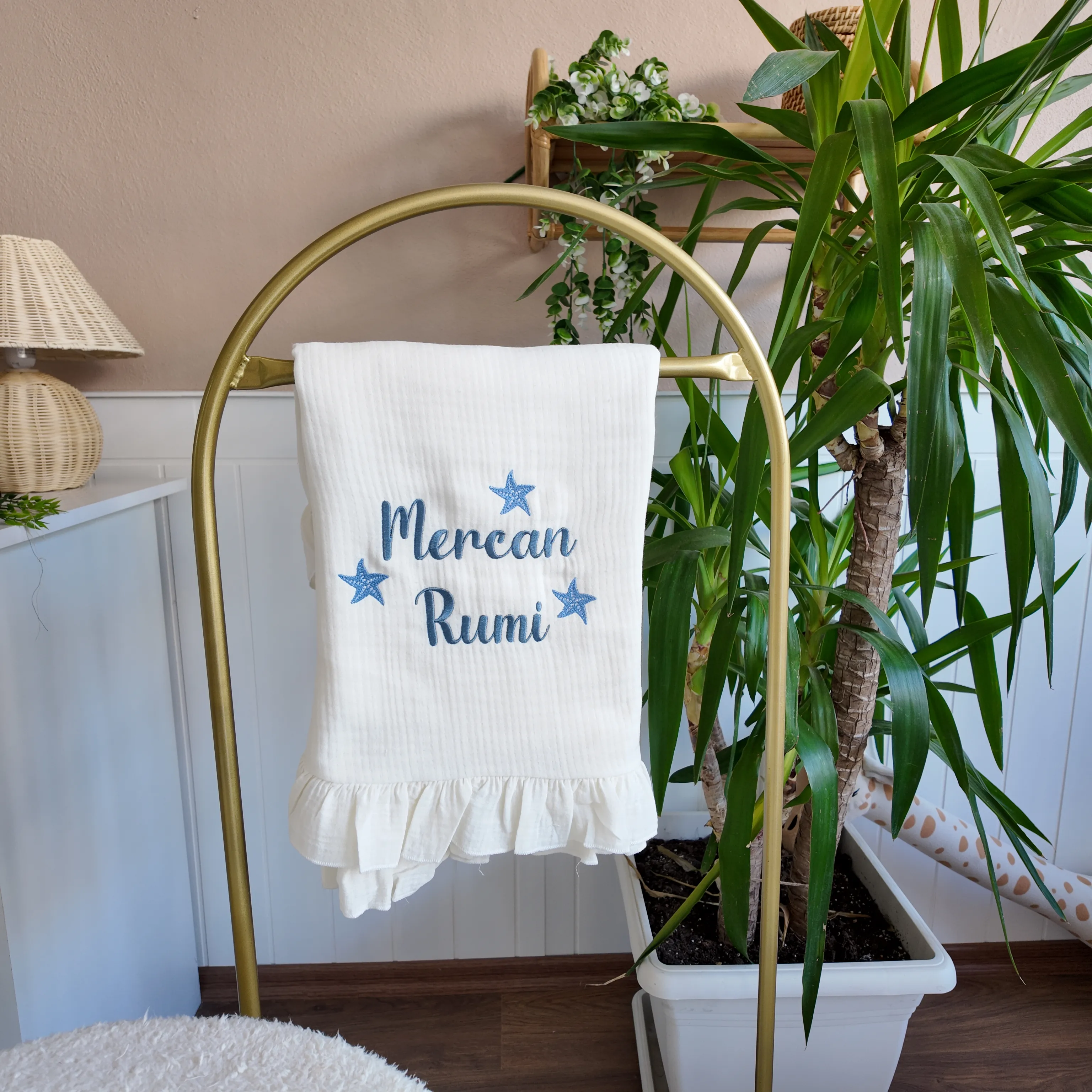 Fırfırlı Müslin Battaniye