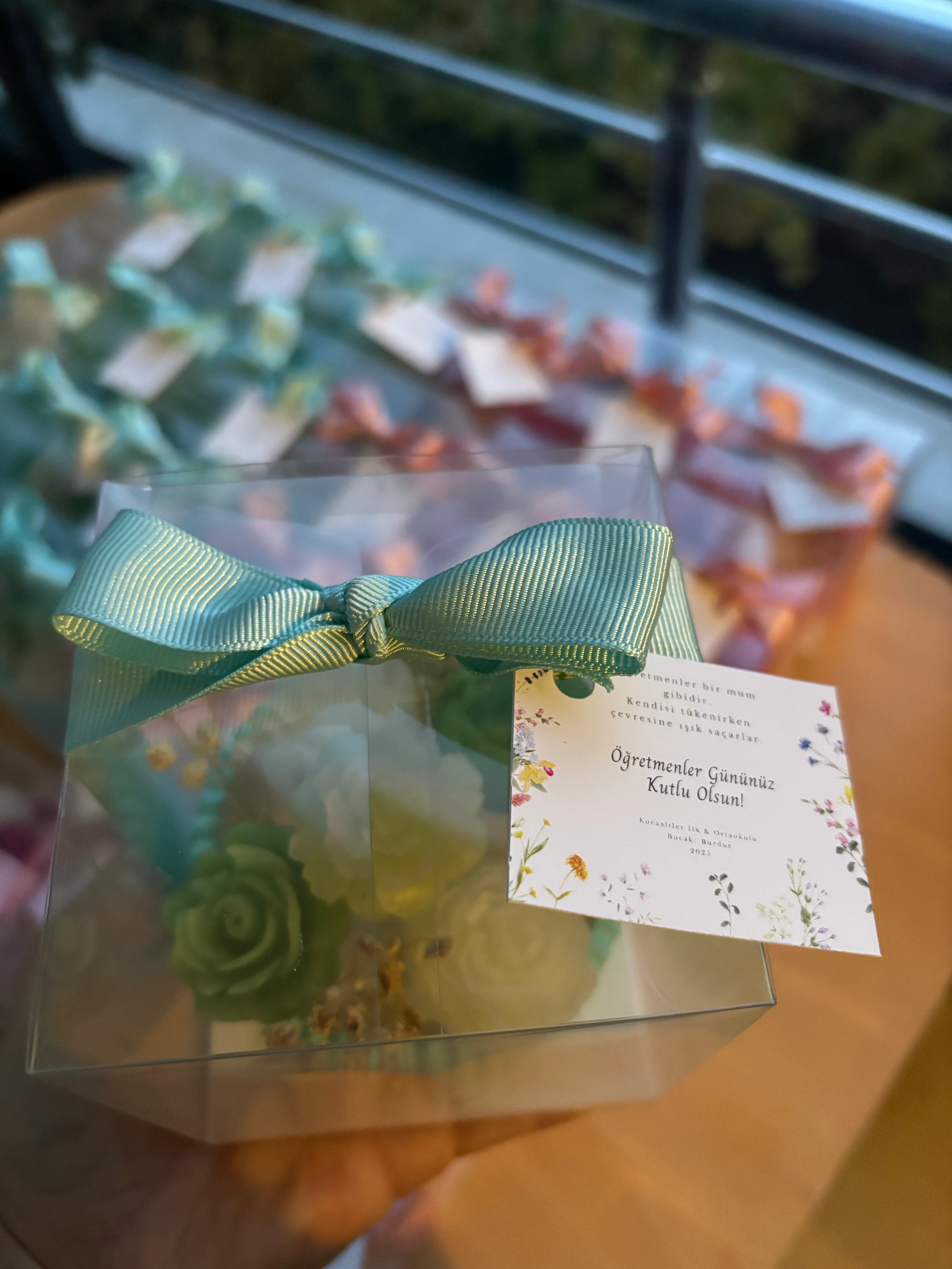 Tırtıklı Kase Çiçek Mum