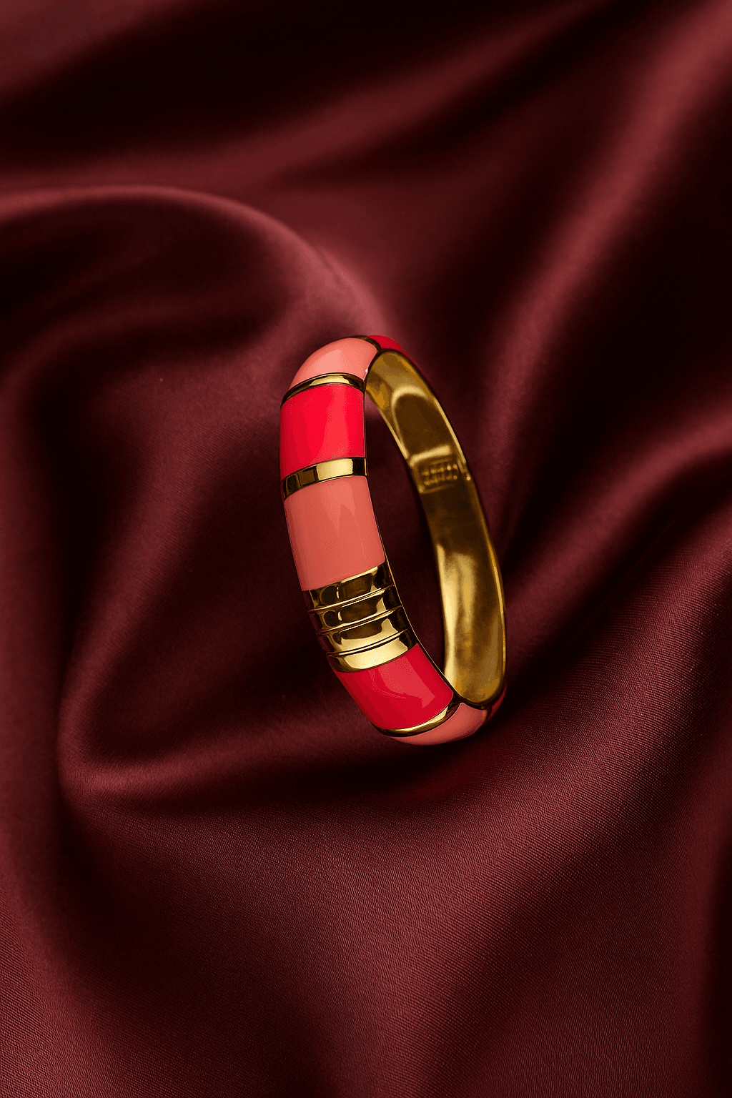 Çelik Gold Detaylı Pembe Bilezik