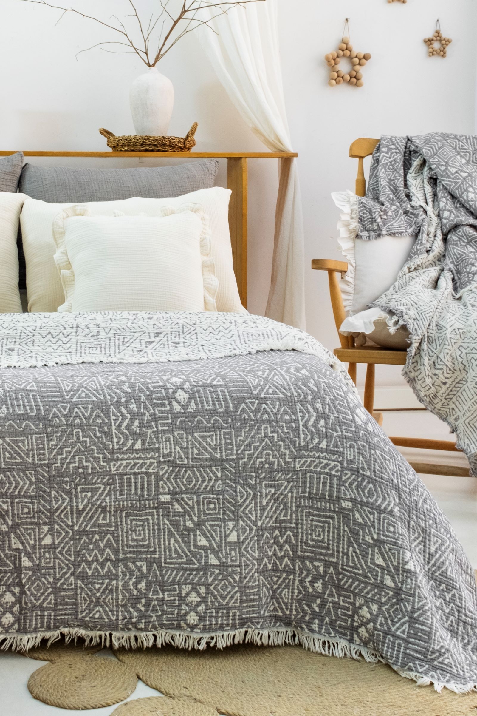 Nazar Müslin Etnik Desen Yatak Örtüsü