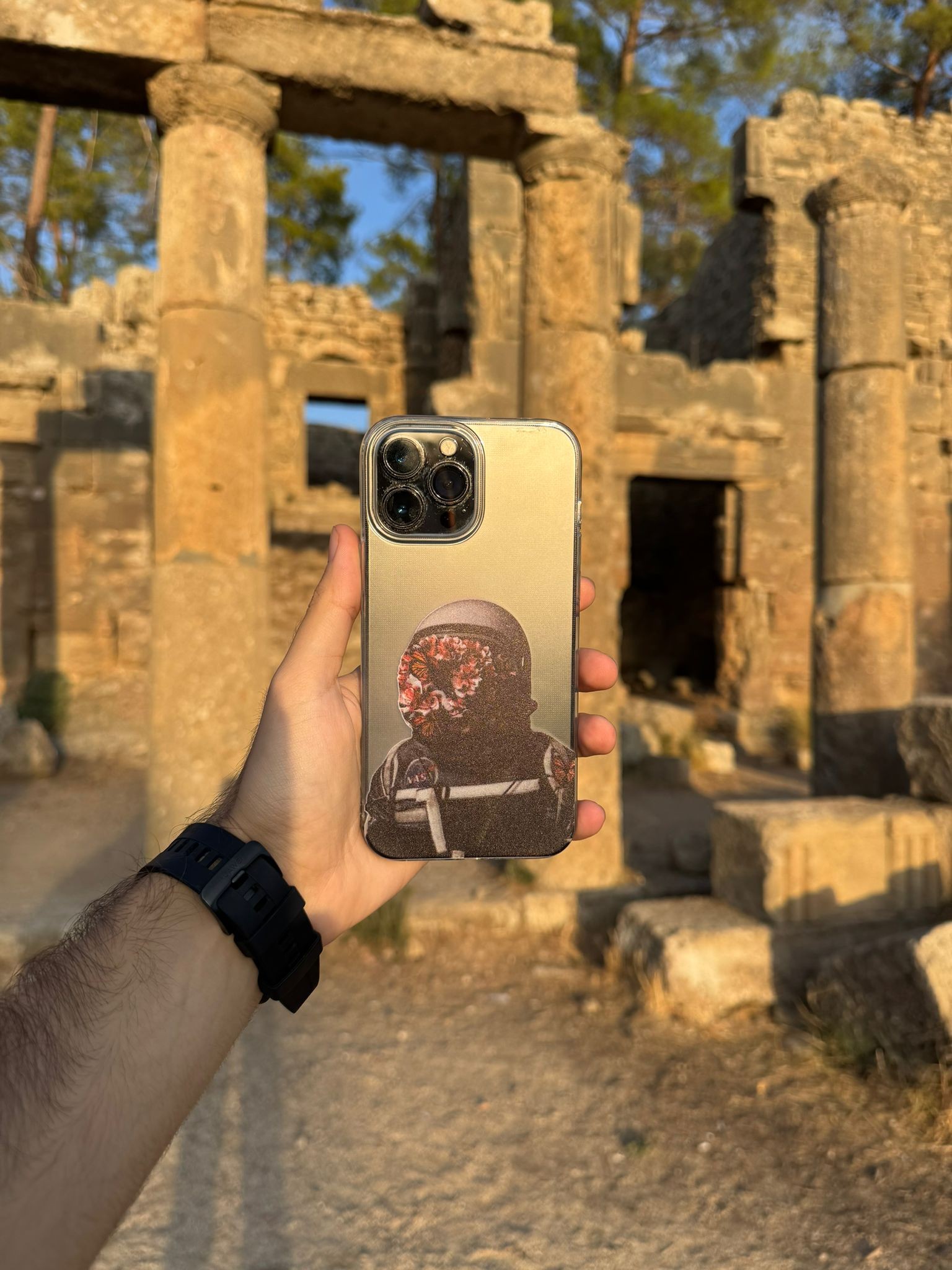 Astronot Tasarımlı Telefon Kılıfı