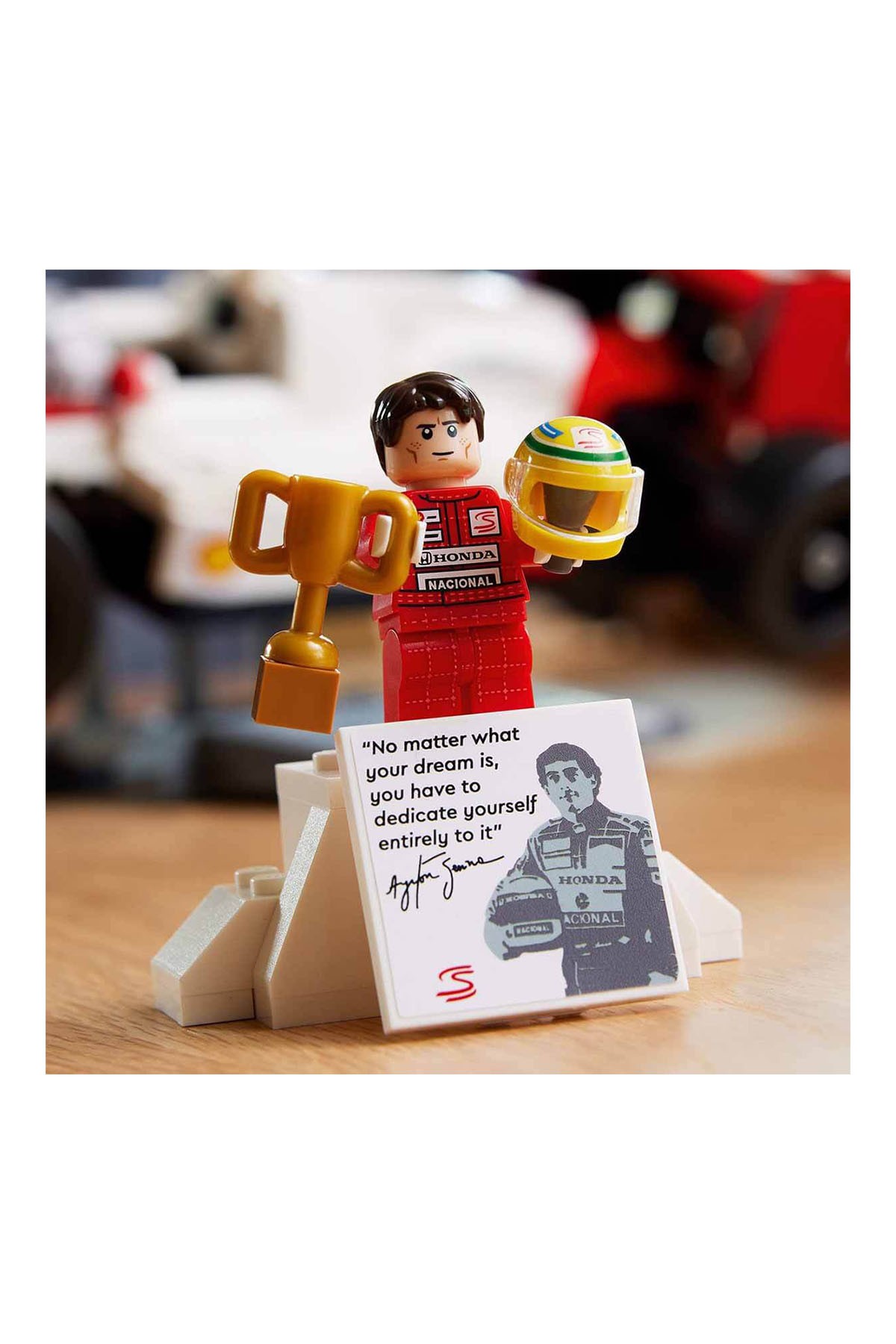 Lego Icons McLaren MP4/4 ve Ayrton Senna Seti 10330