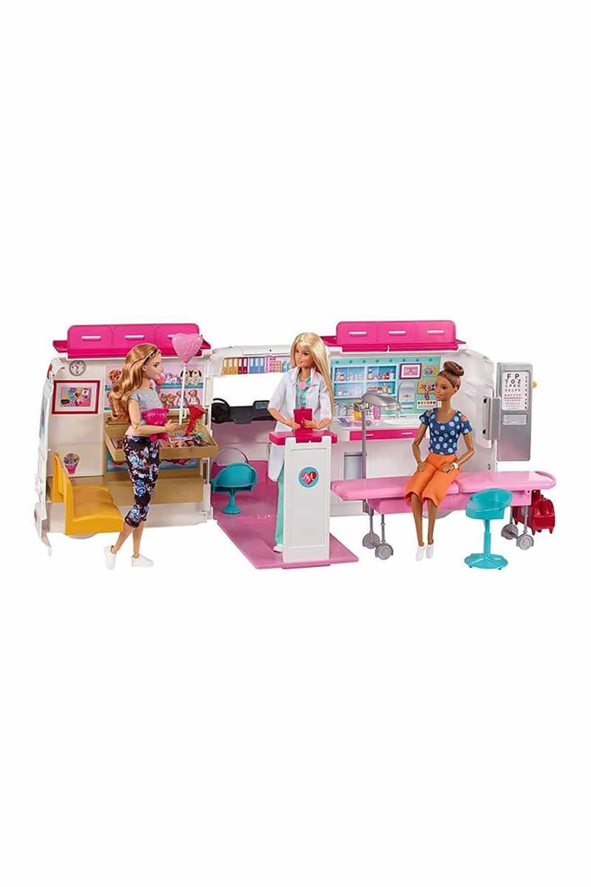 Barbie Barbie'nin Ambulansı